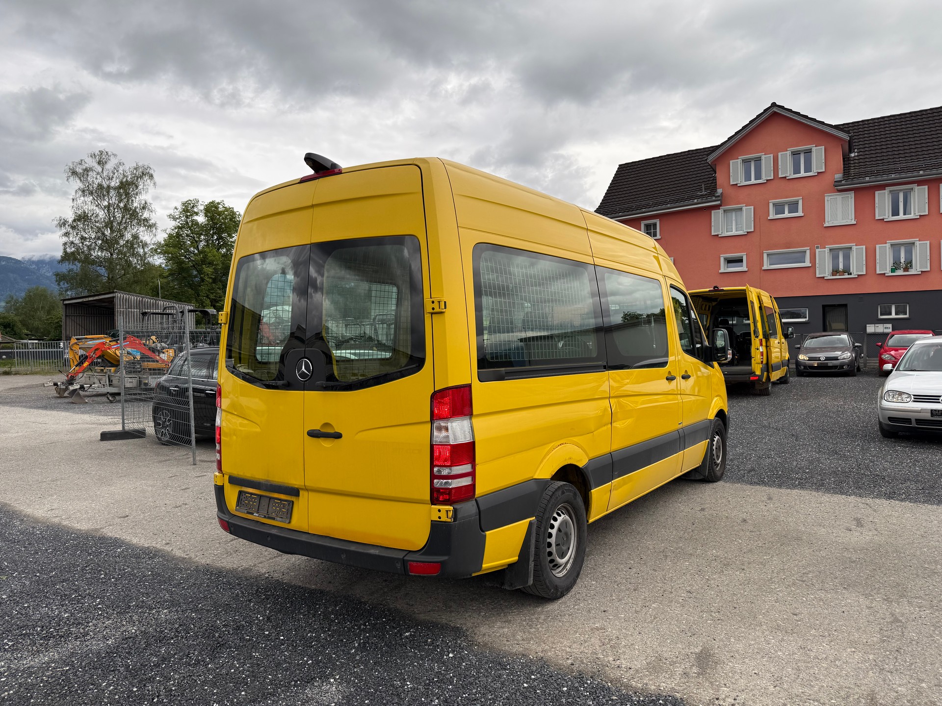 MERCEDES-BENZ Sprinter 311 CDI Standard 7G-Tronic-image-4