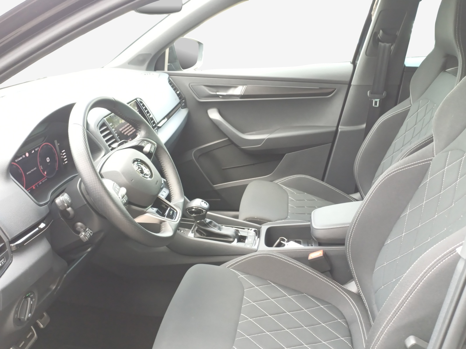 SKODA Karoq 2.0 TSI SportLine 4x4 DSG-image-7