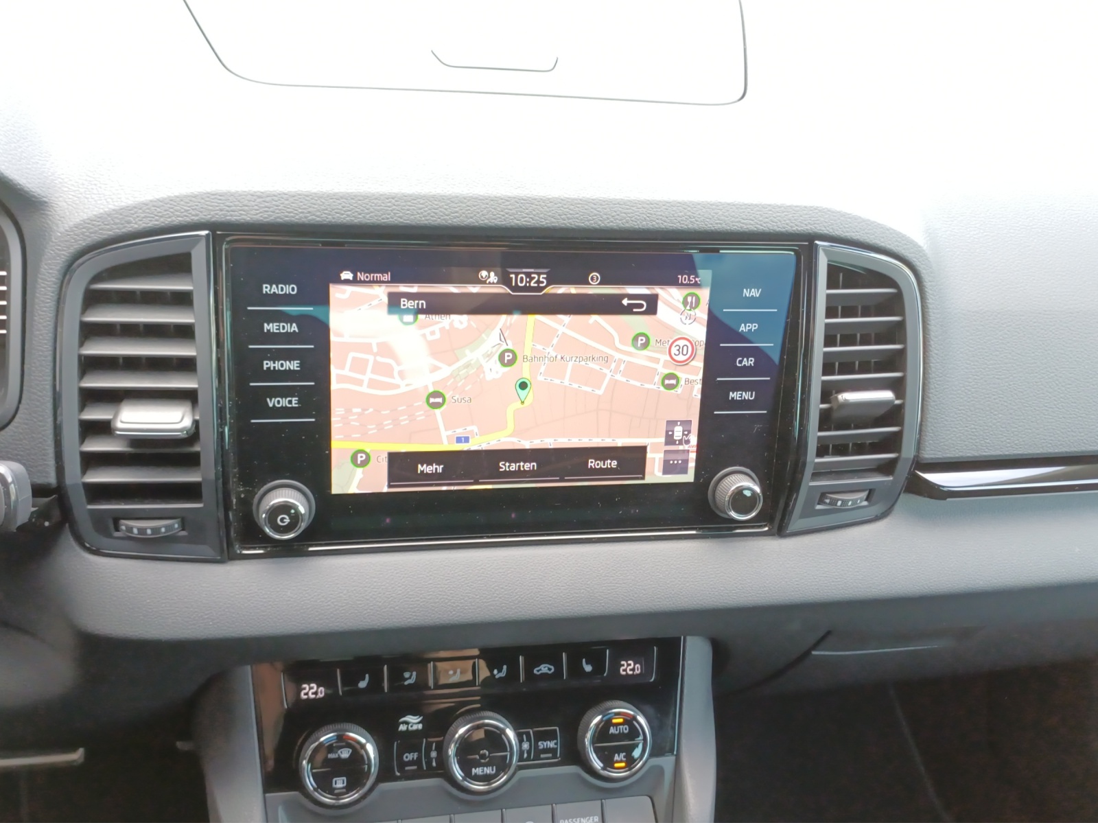 SKODA Karoq 2.0 TSI SportLine 4x4 DSG-image-10