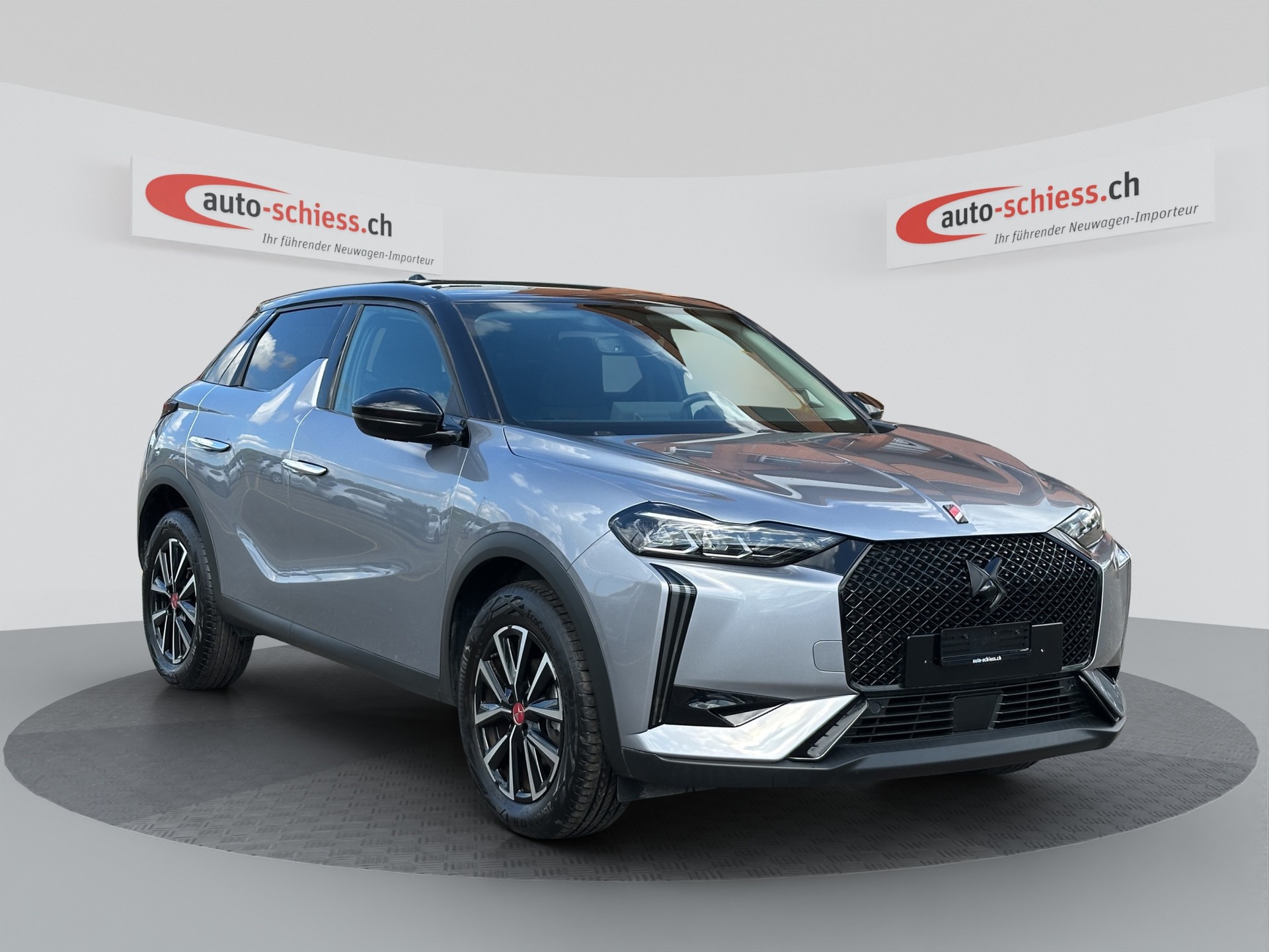 DS AUTOMOBILES DS 3 1.2 PureTech Performance Line Bi-Color EAT8-image-0