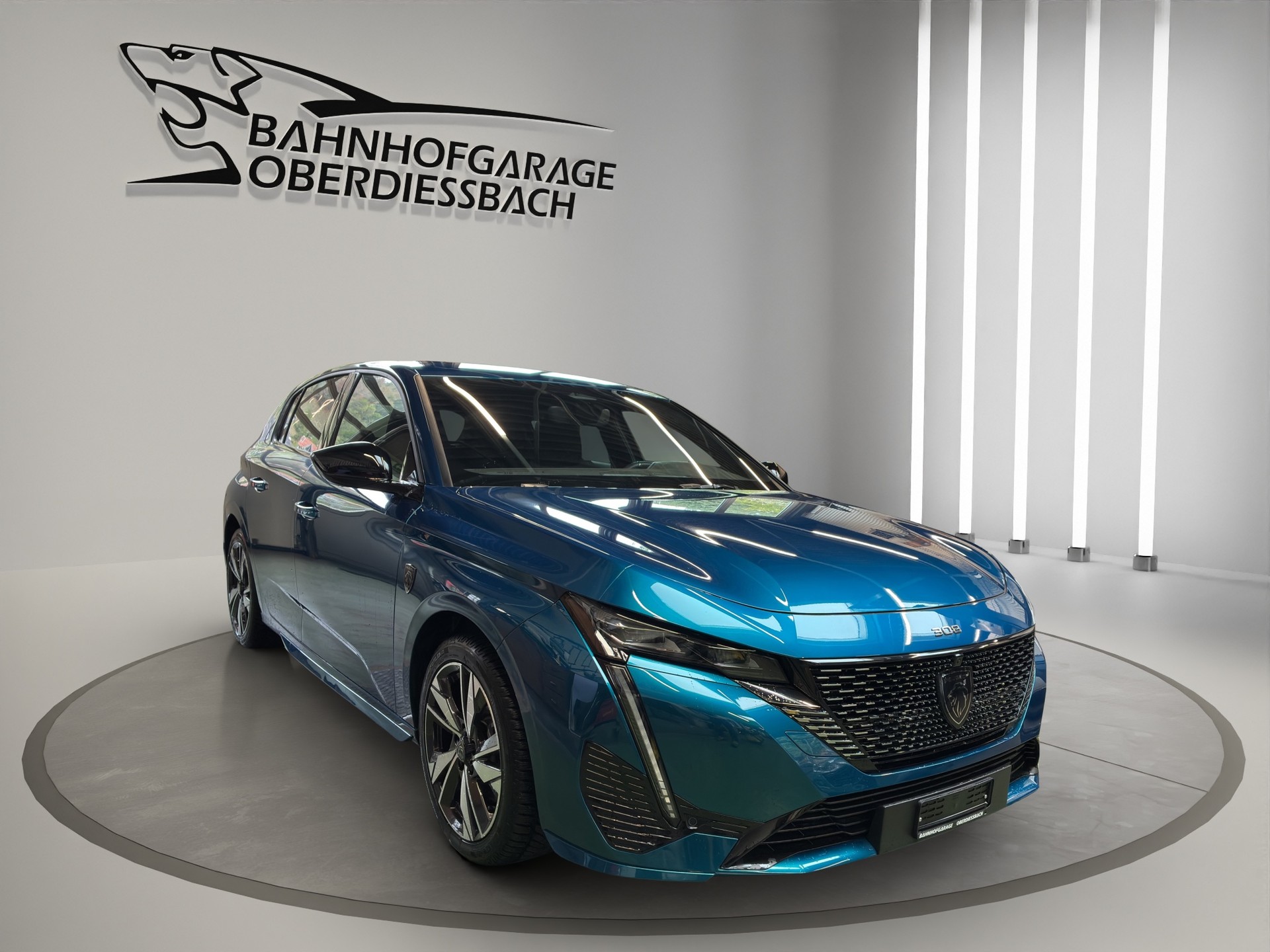 PEUGEOT 308 1.2 HEV 136 GT-image-1