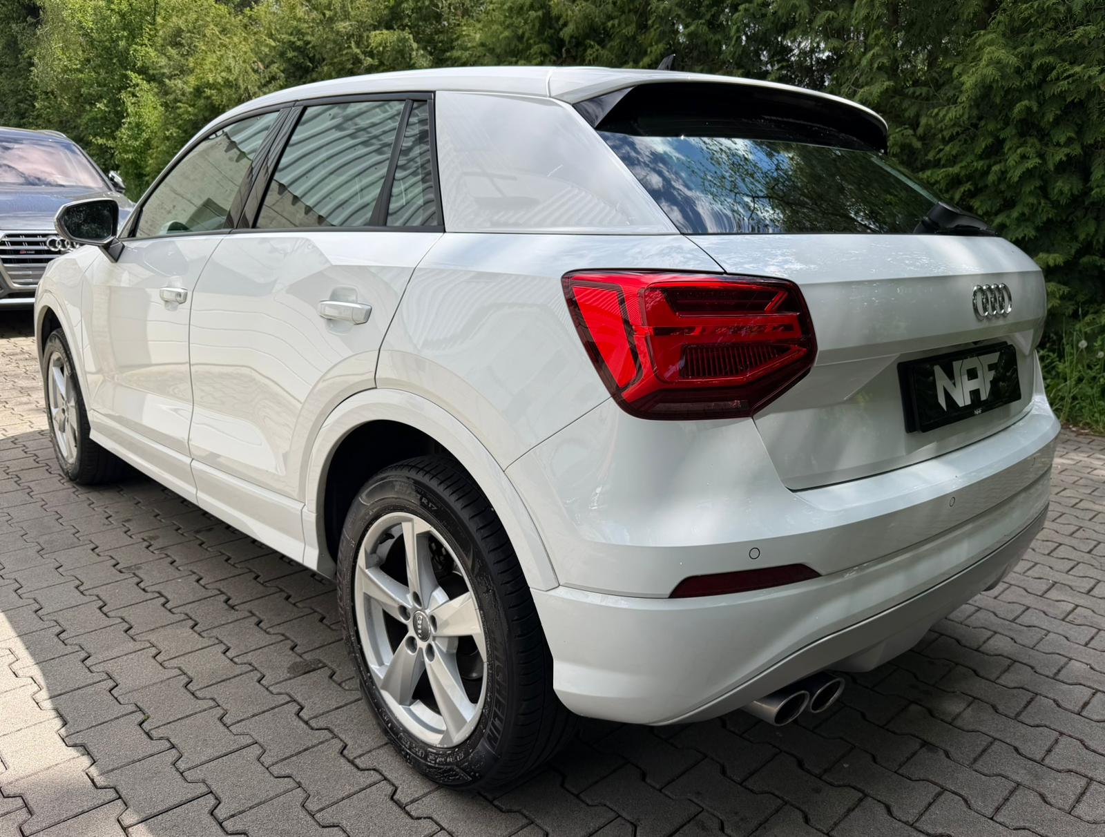 AUDI Q2 35 TFSI Sport Attraction S-tronic-showroom-element-2