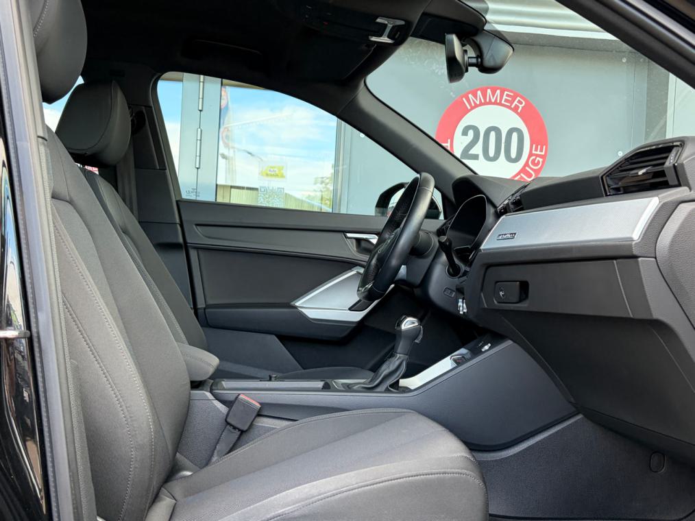 AUDI Q3 40 TDI quattro S-tronic-image-7