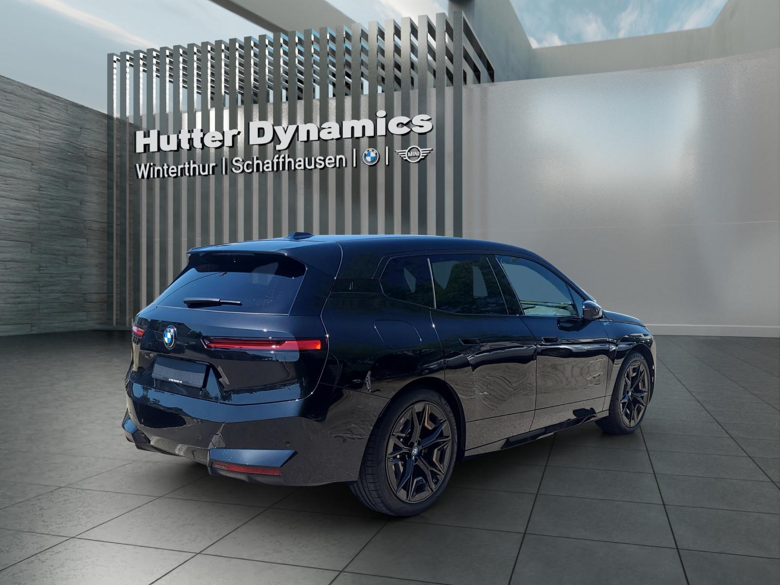 BMW iX xDrive45-image-4