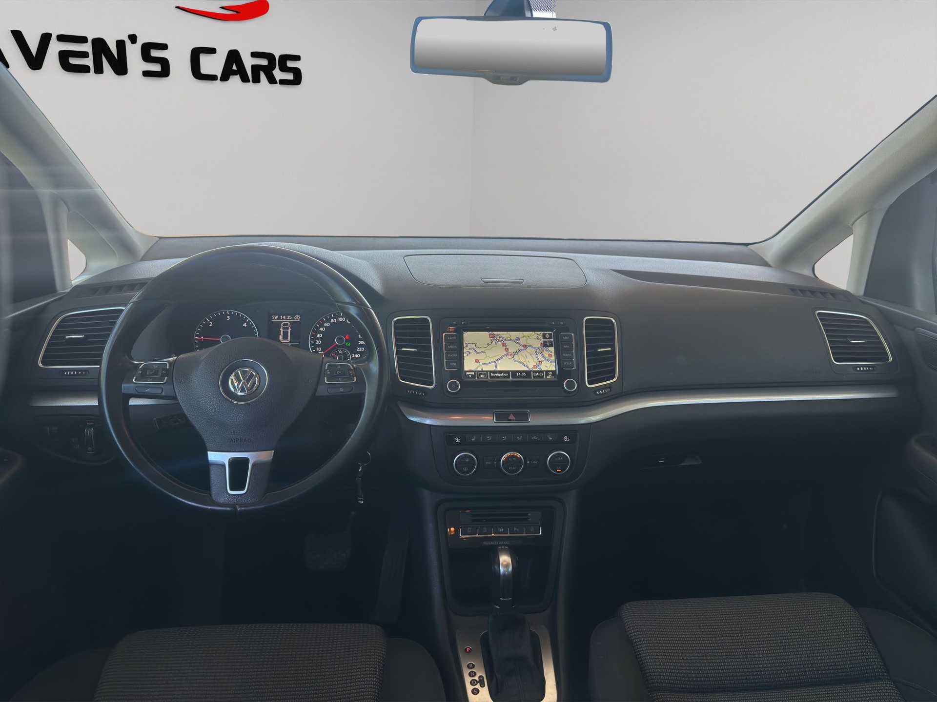 VW Sharan 2.0 TDI BMT Comfortline DSG-image-9