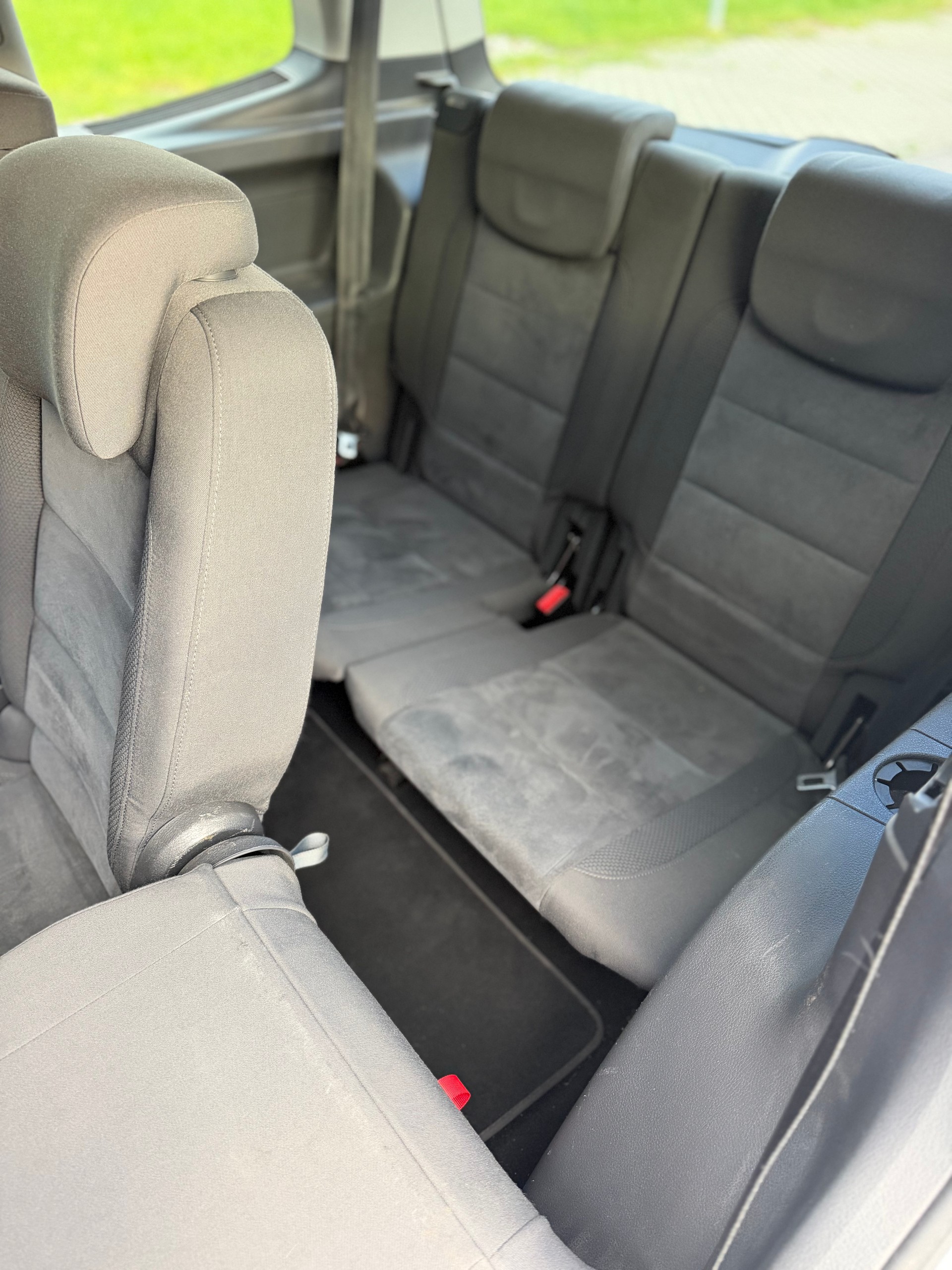 VW Touran 2.0 TDI Highline DSG-image-10