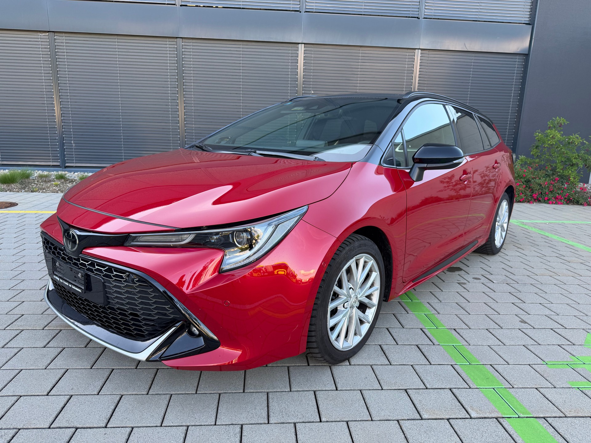 TOYOTA Corolla Touring Sports 2.0 HSD GR-S e-CVT