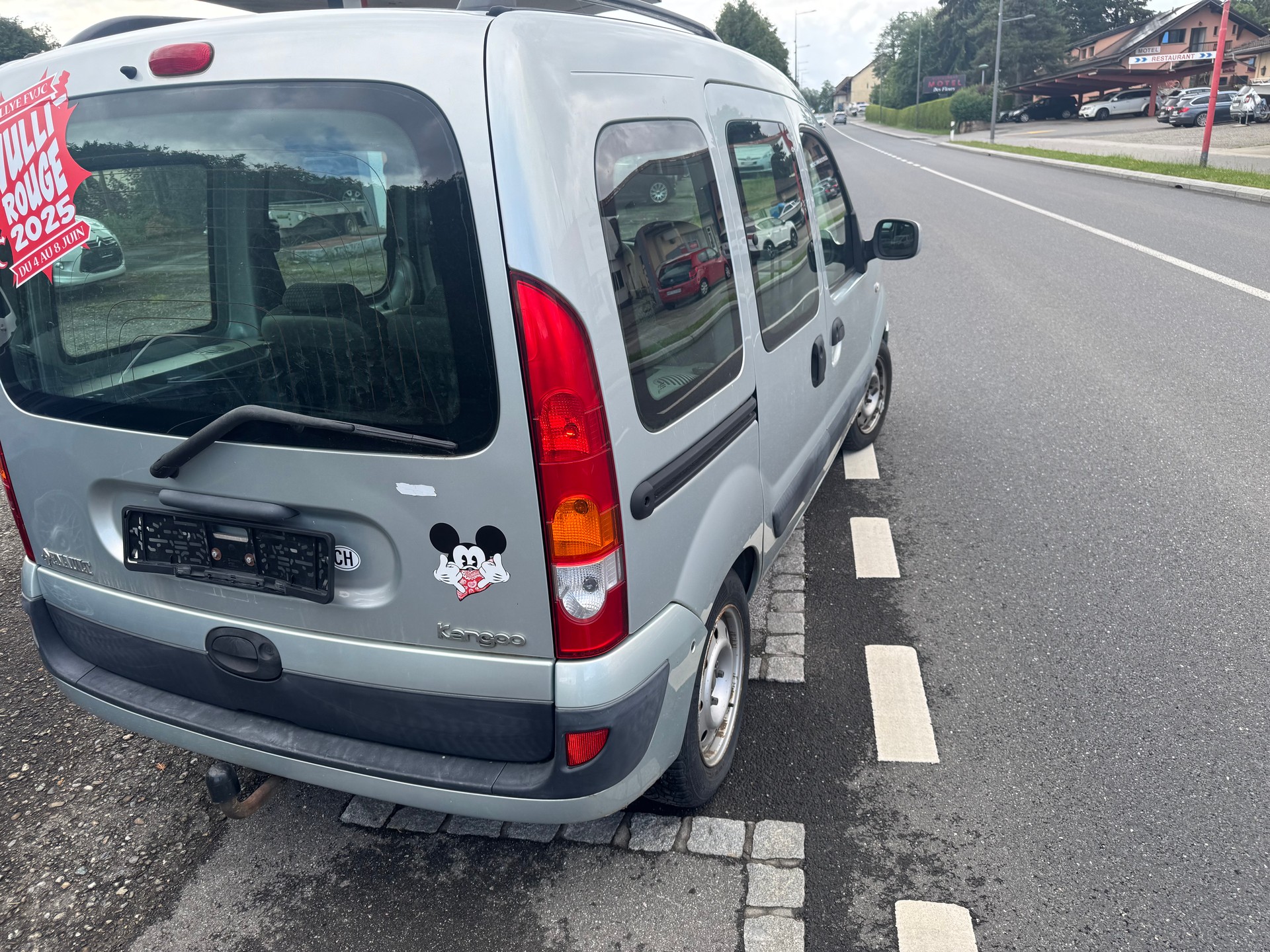 RENAULT Kangoo 1.6 16V Privilège-image-6