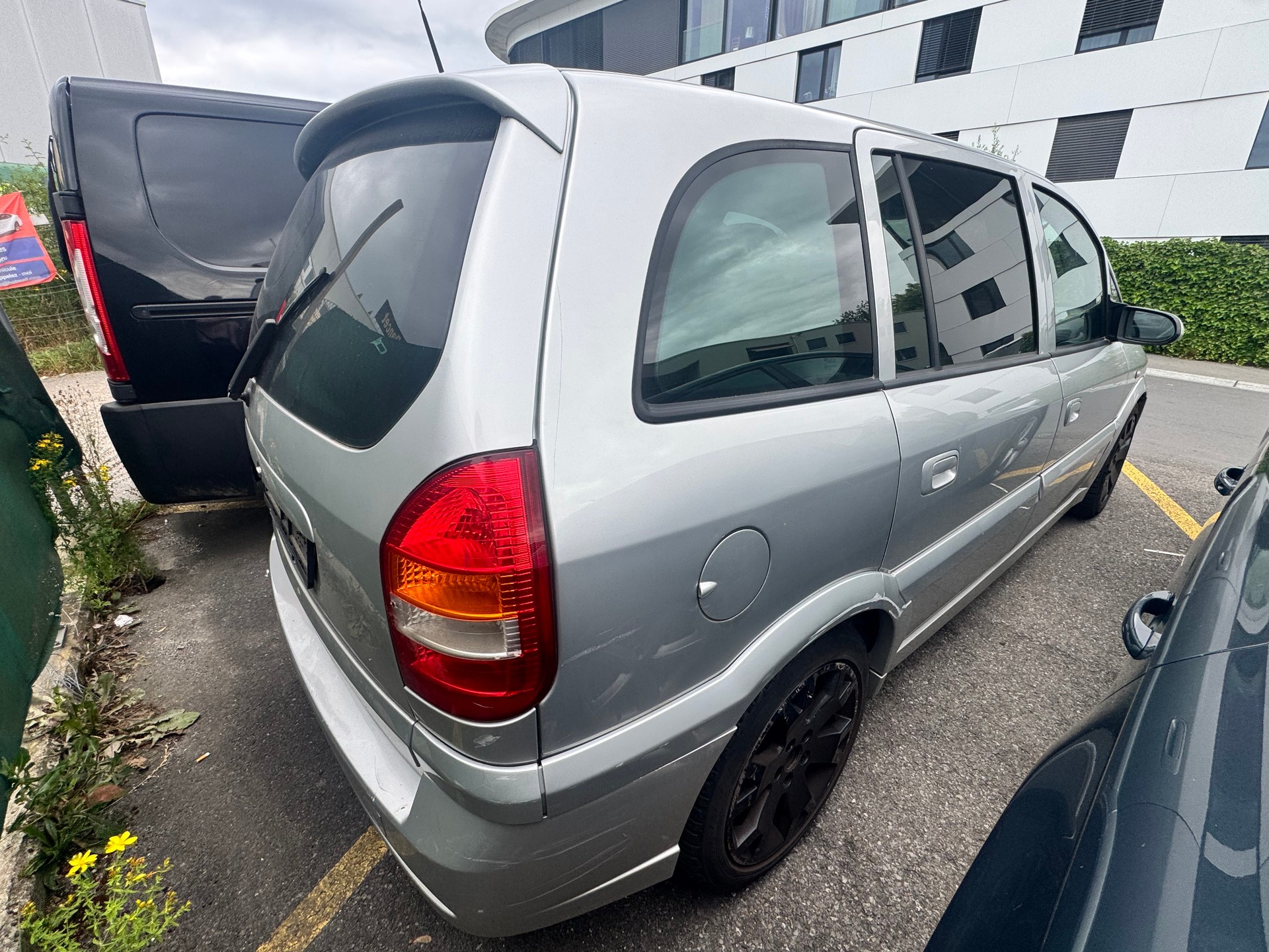 OPEL Zafira 2.0i Turbo OPC-image-3