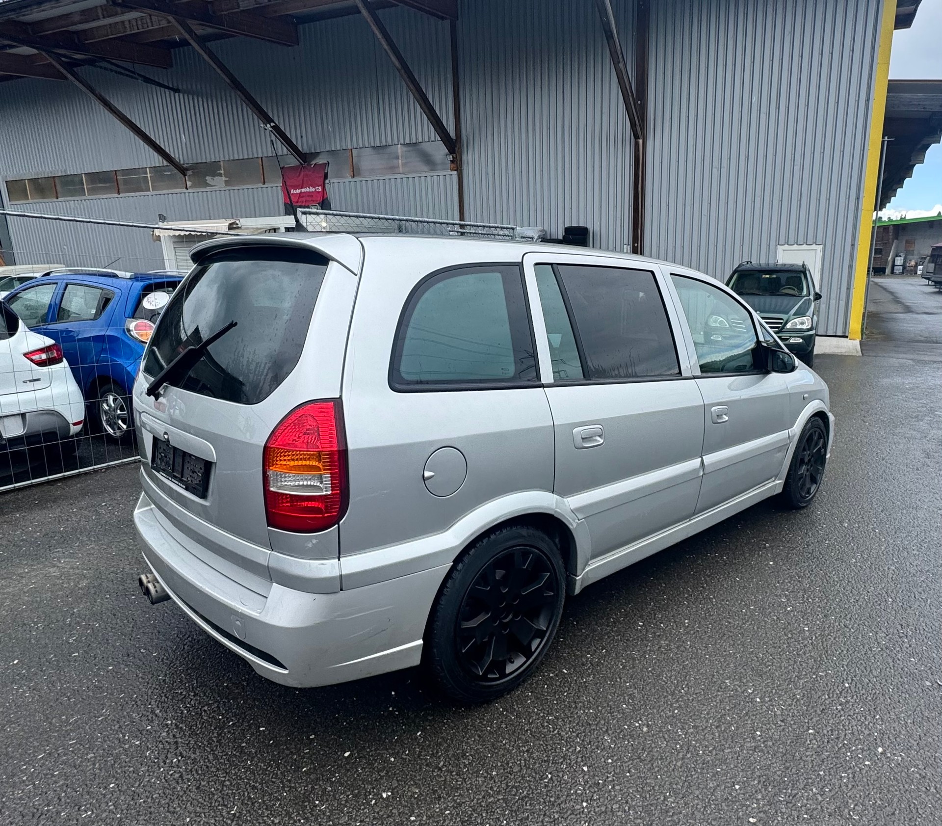 OPEL Zafira 2.0i Turbo OPC-image-5