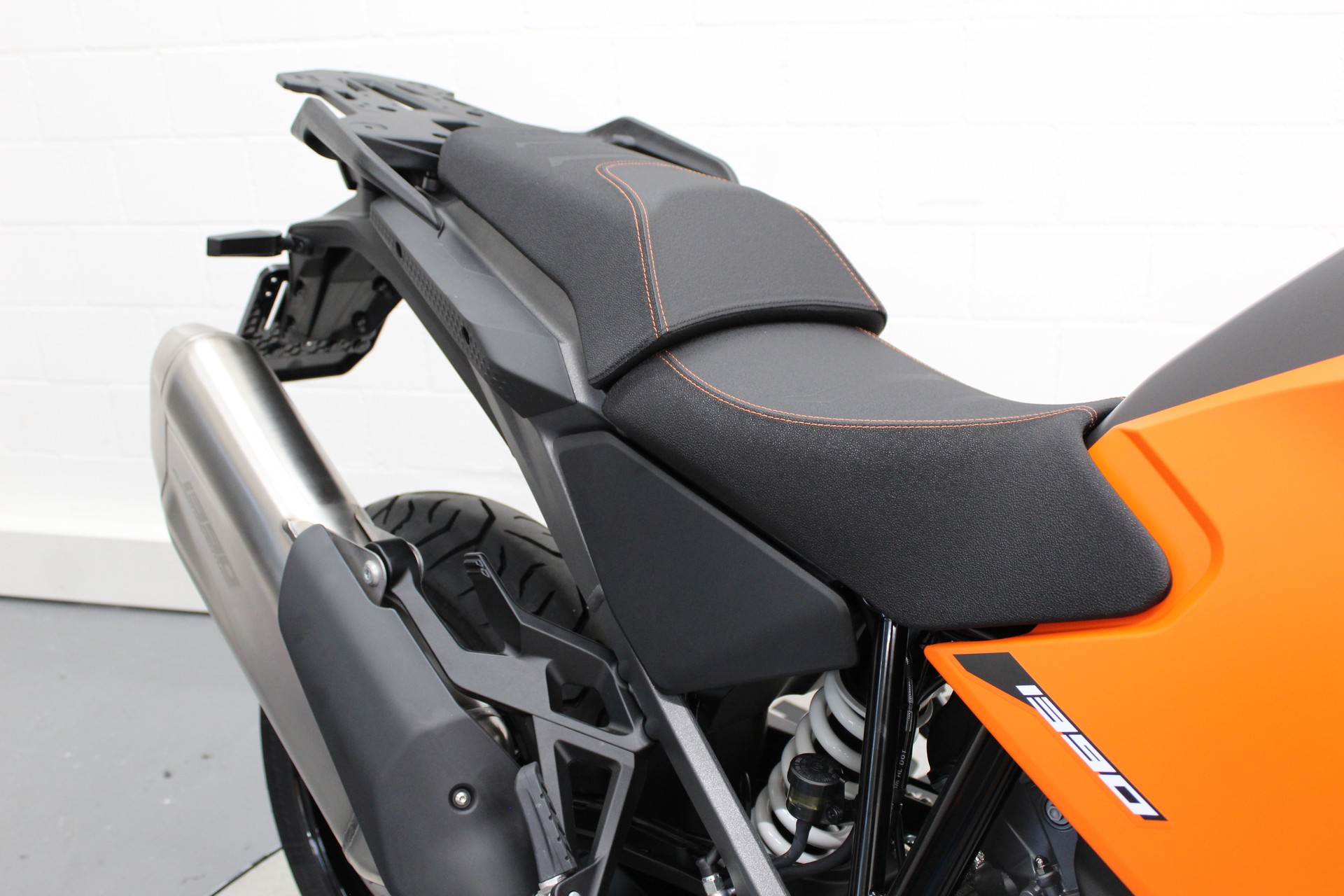 KTM 1390 Super Adventure S-image-7