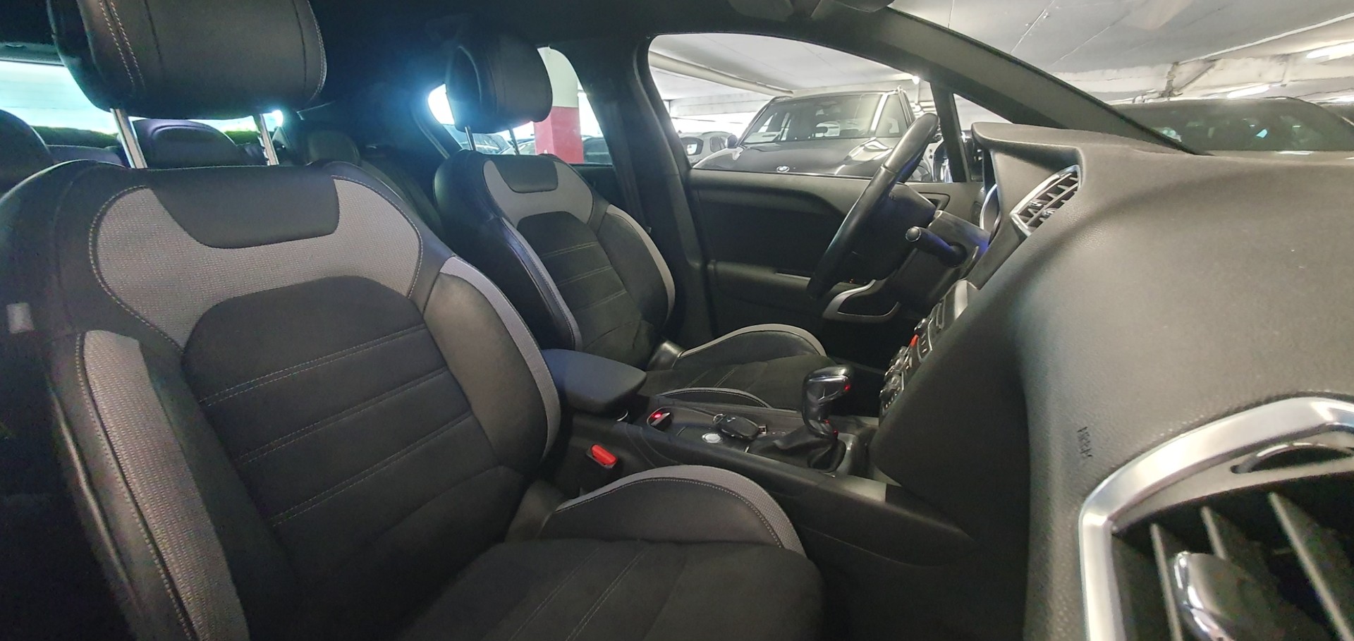 DS AUTOMOBILES DS 4 1.6 THP SO Chic Automatic-image-9