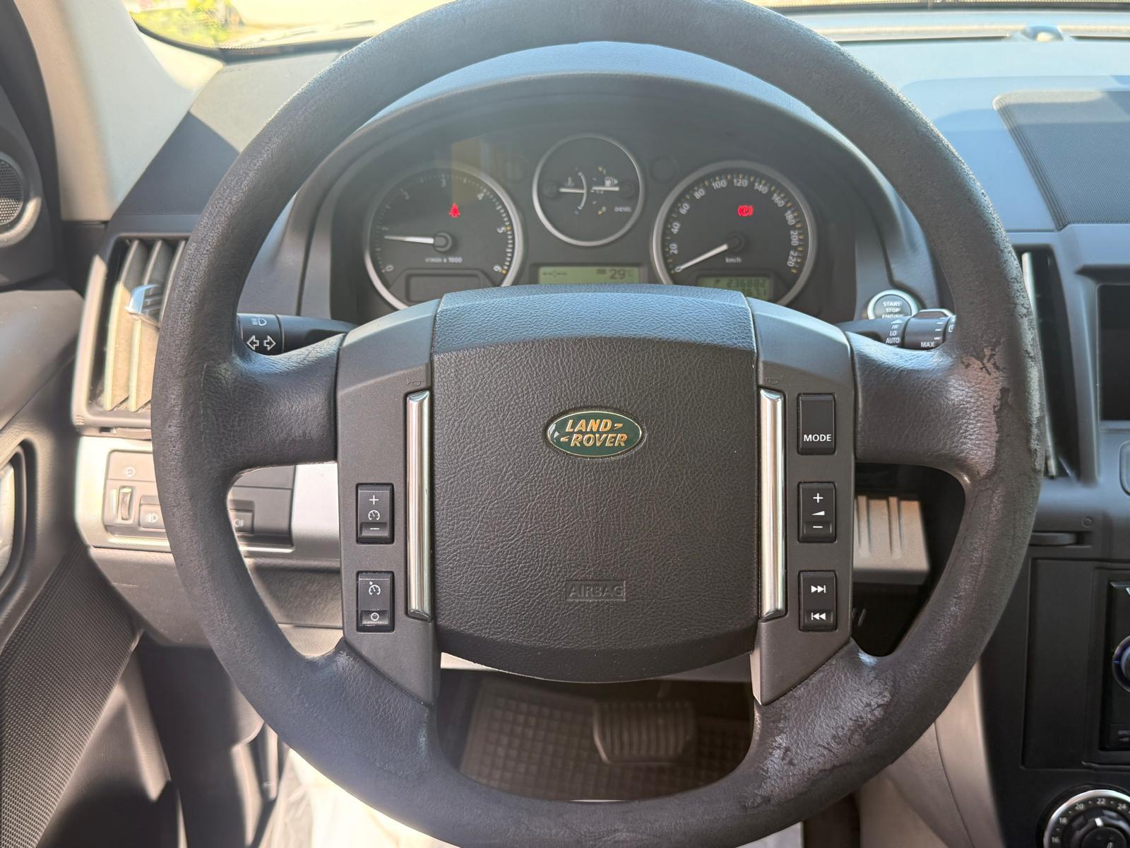 LAND ROVER Freelander 2.2 TD4 XS Automatic VENDU DANS L'ETAT MOTEUR PERTE DE PUISSANCE-image-12