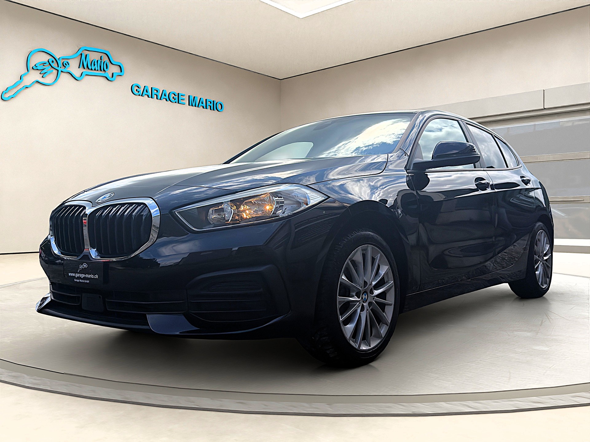 BMW 120d xDrive Steptronic ✅CH-Fahrzeug & Gratisservice✅-image-2