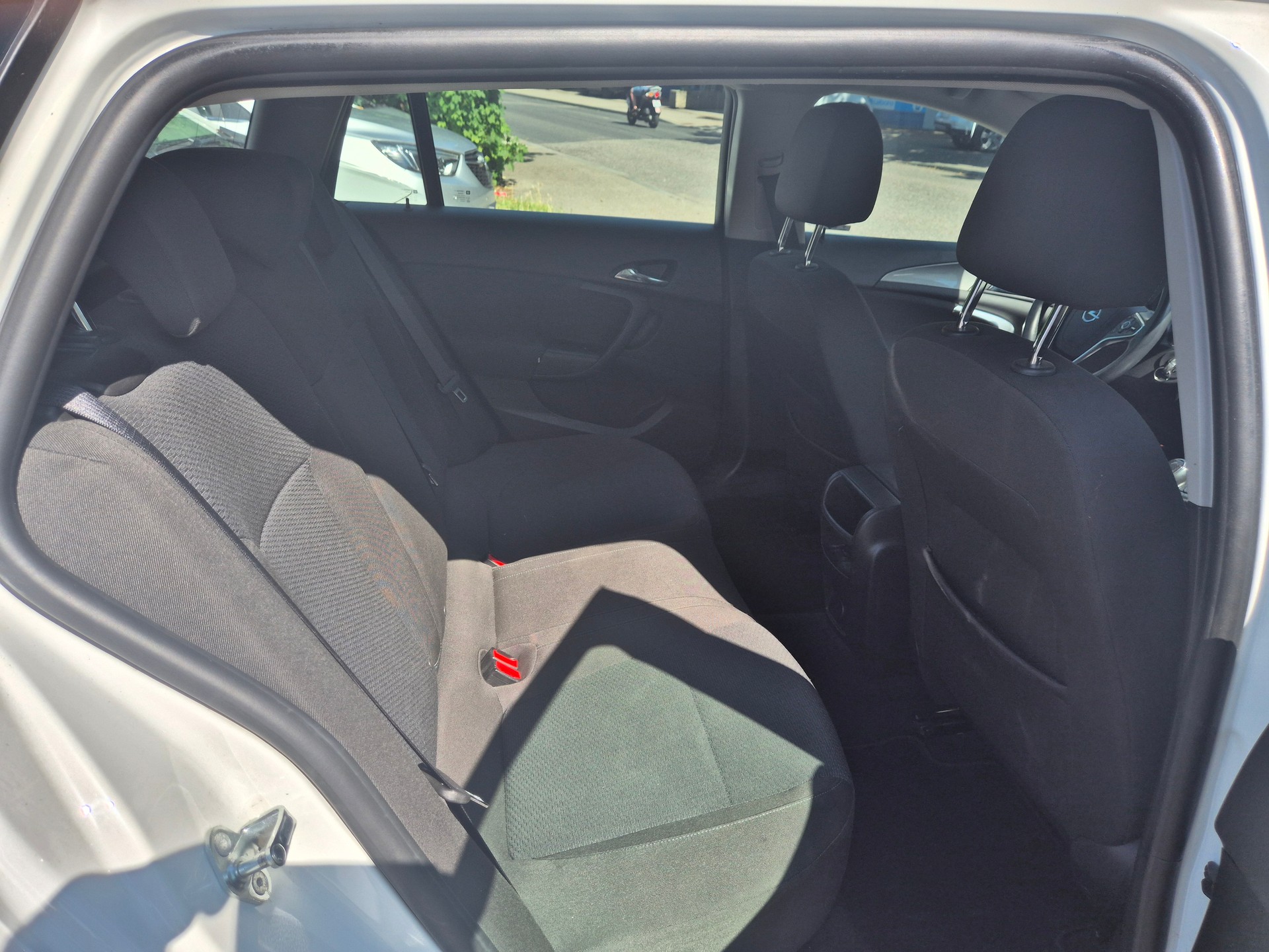 OPEL Insignia Sports Tourer 1.6 CDTI ecoFlex-image-8