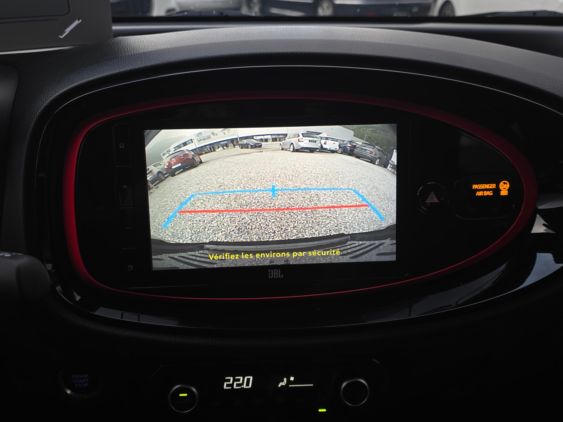 TOYOTA Aygo X 1.0 VVT-i Undercover-image-12