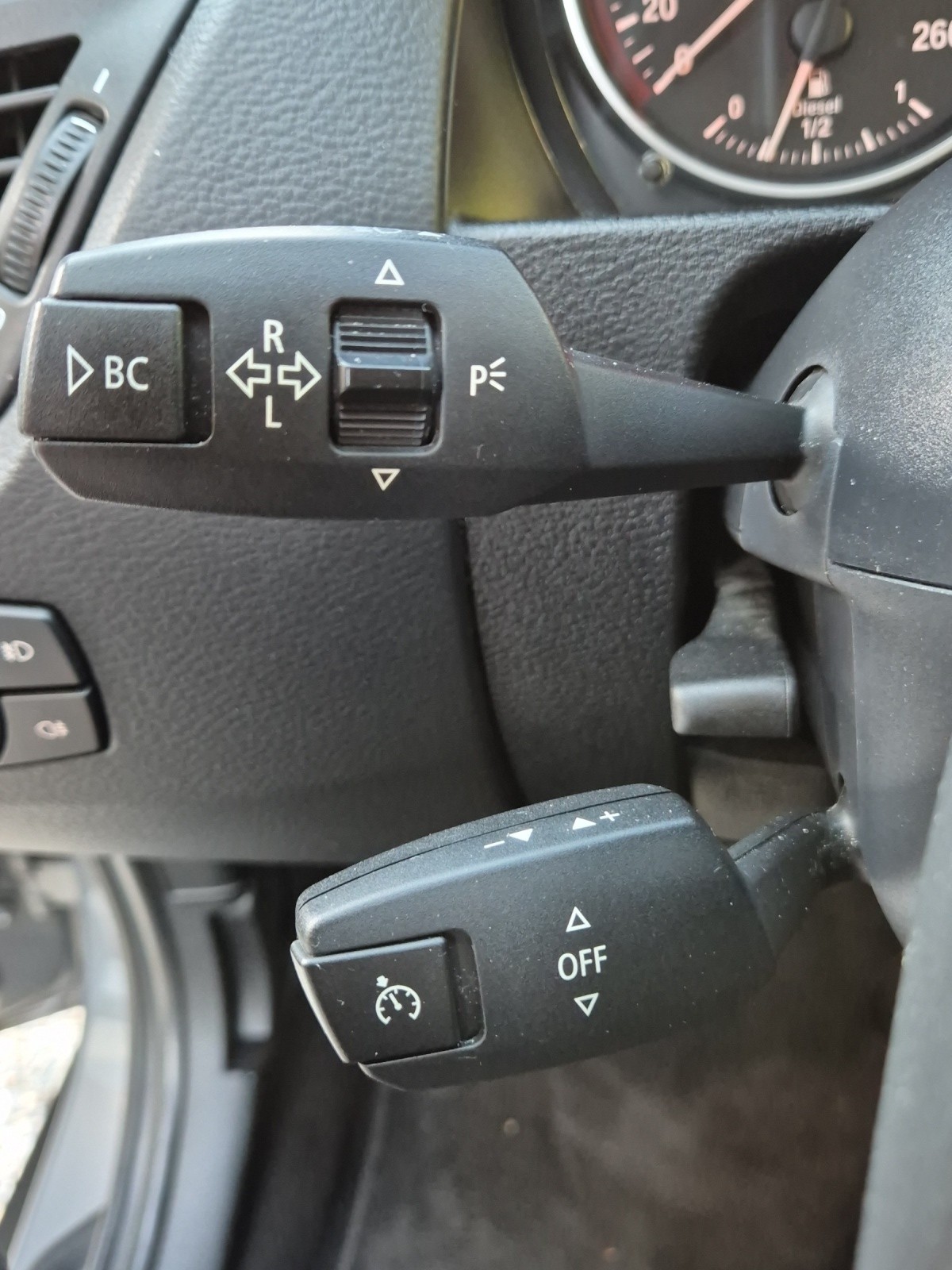 BMW X1 xDrive 20d Steptronic-image-12