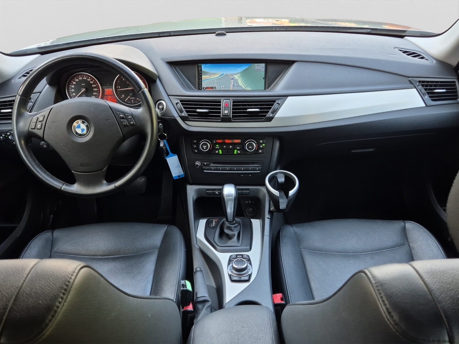 BMW X1 xDrive 20d Steptronic-image-10