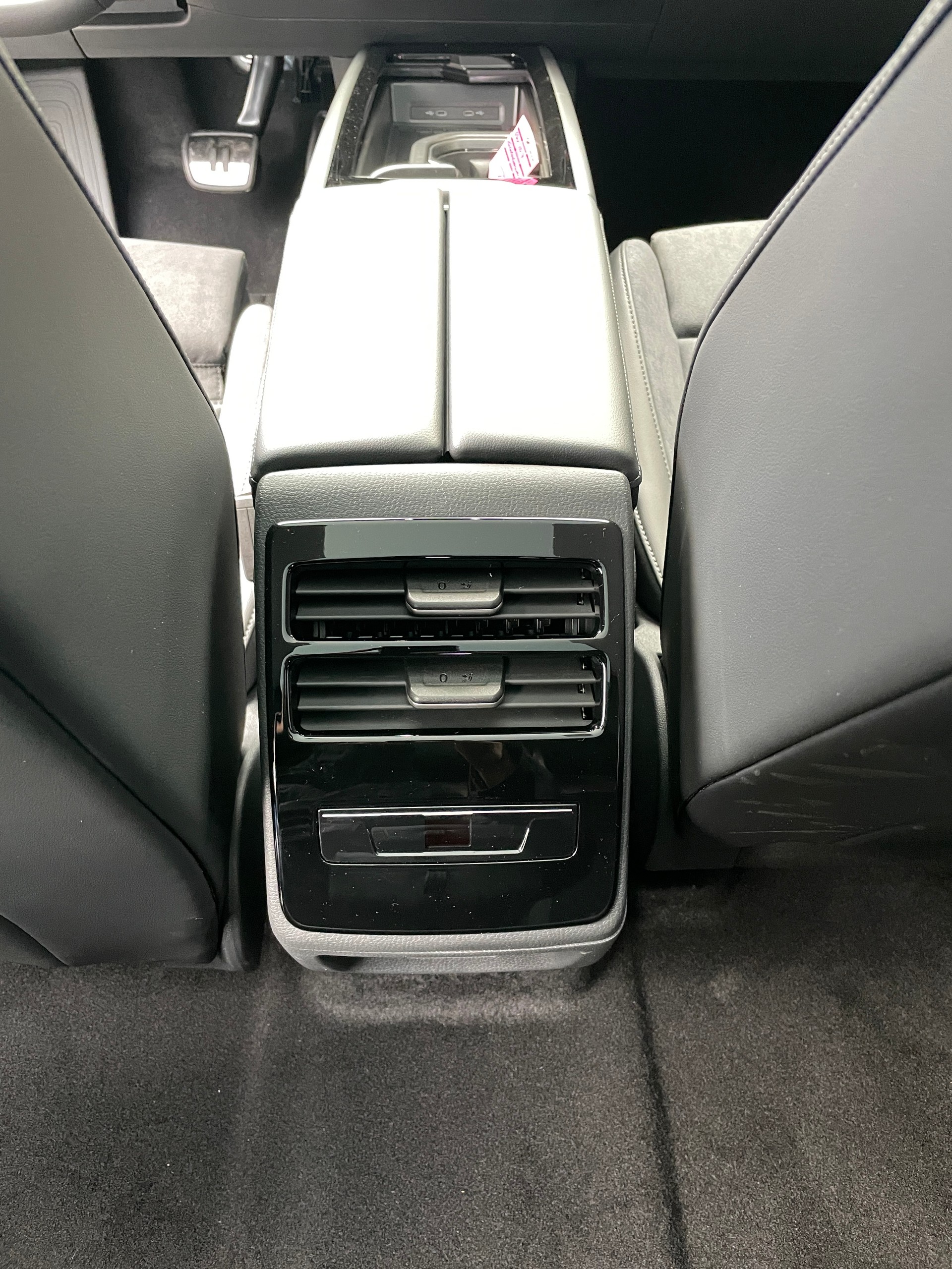 VW ID.7 Tourer Pro 77 kWh m. Wärmepumpe-image-14