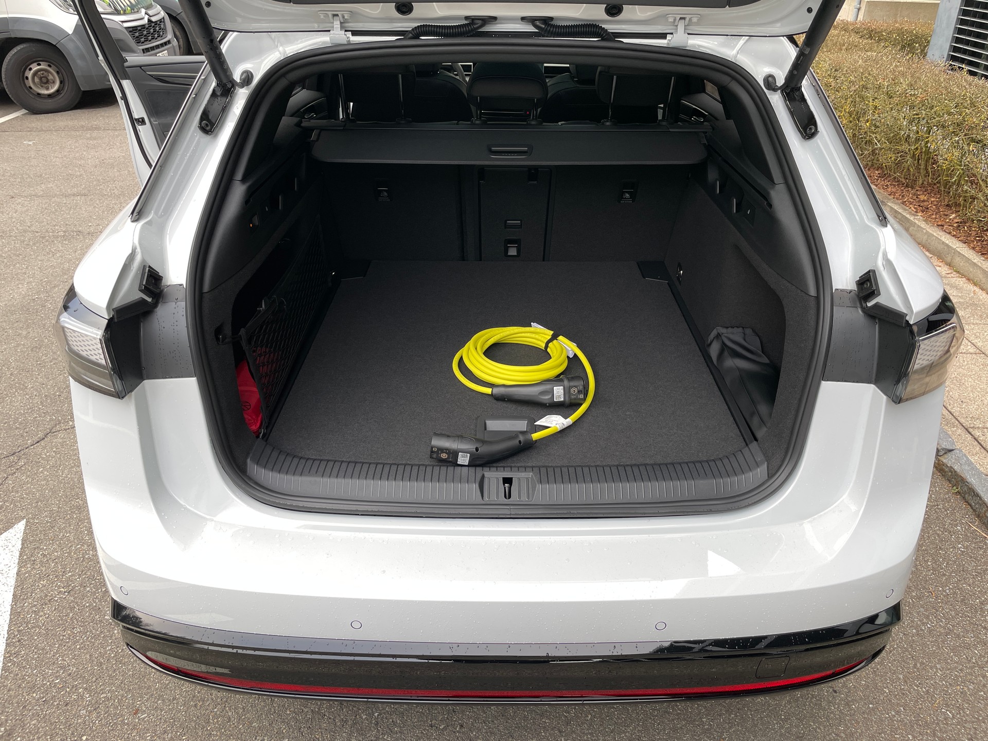 VW ID.7 Tourer Pro 77 kWh m. Wärmepumpe-image-4
