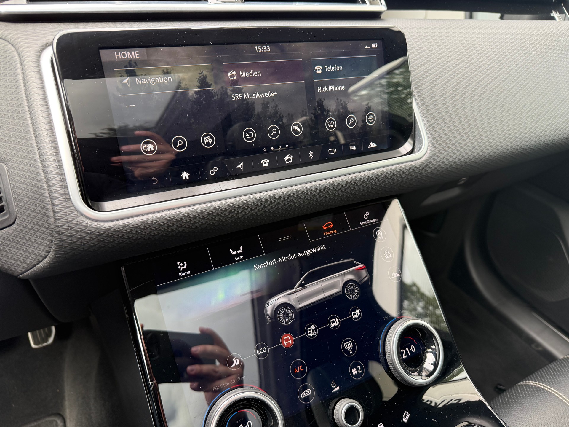 LAND ROVER Range Rover Velar R-Dynamic D 240 SE Automatic-image-11