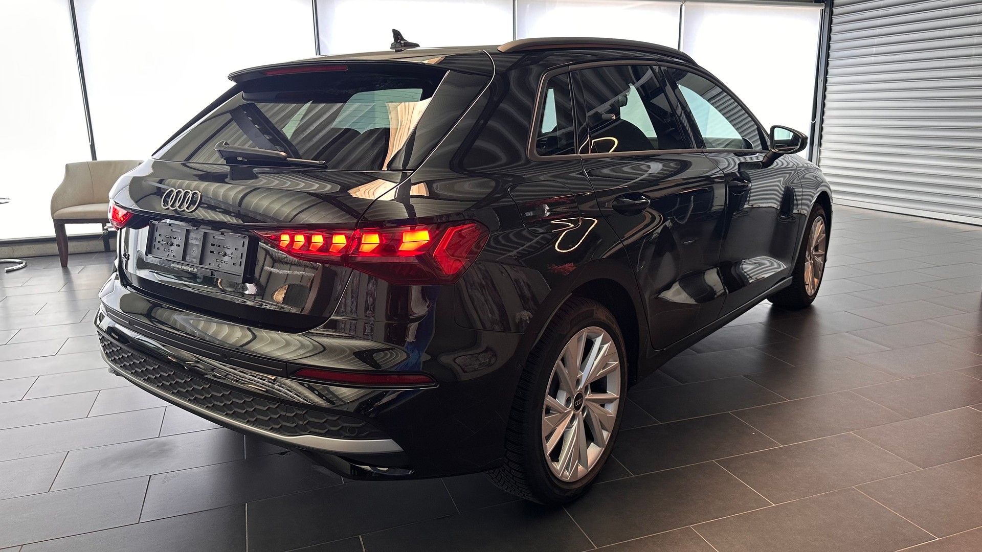 AUDI A3 Sportback 1.5 35 TFSI S-Tronic-image-21