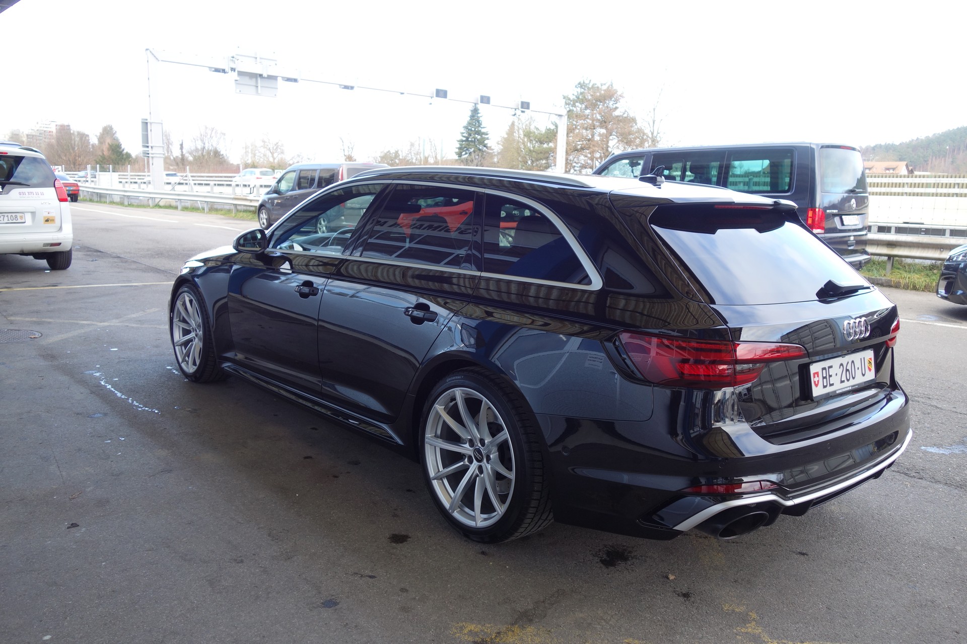 AUDI RS4 Avant 2.9 TFSI quattro tiptronic-image-6