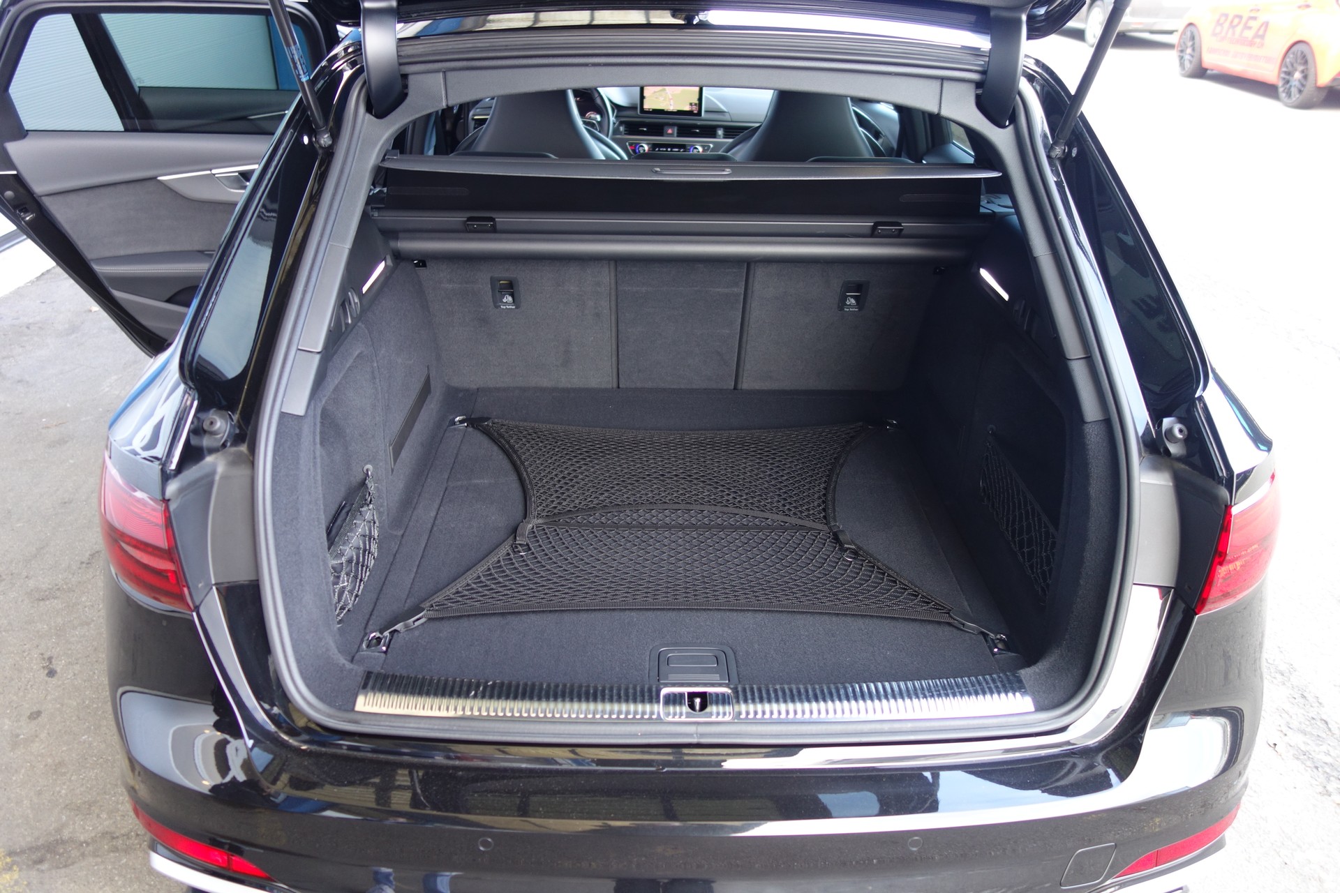 AUDI RS4 Avant 2.9 TFSI quattro tiptronic-image-15