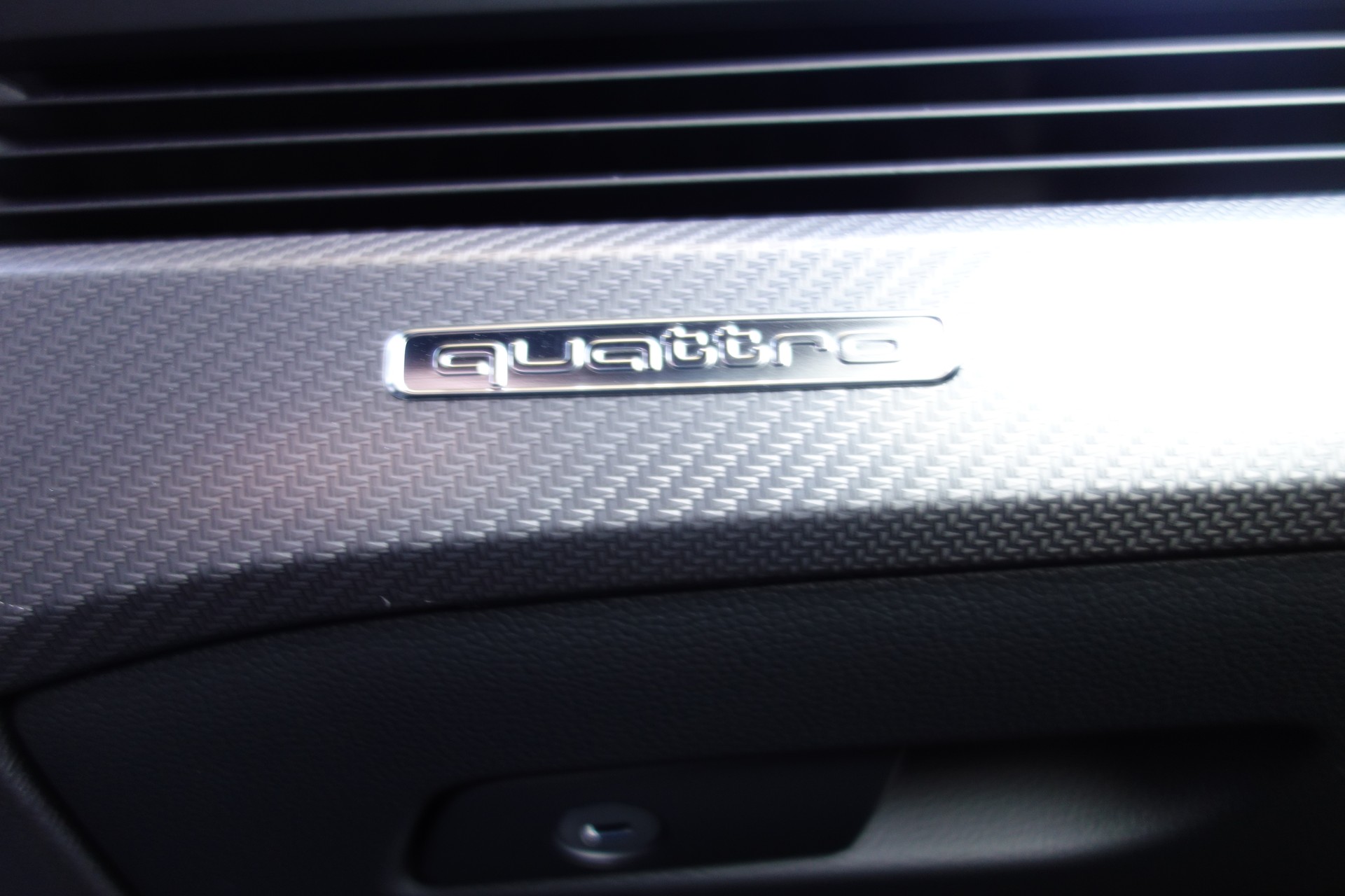 AUDI RS4 Avant 2.9 TFSI quattro tiptronic-image-22