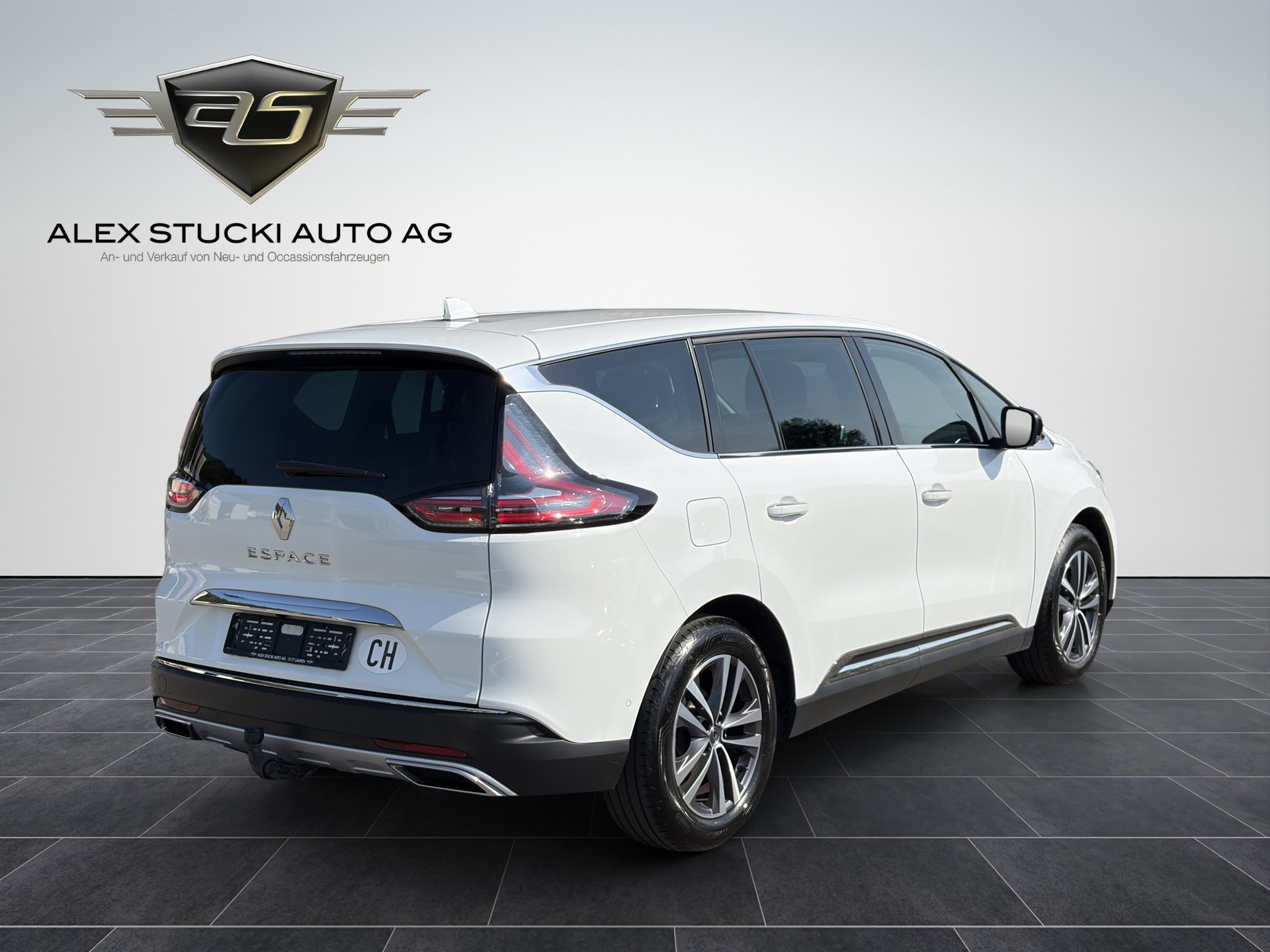 RENAULT Espace 2.0 dCi Techno EDC 6-image-8