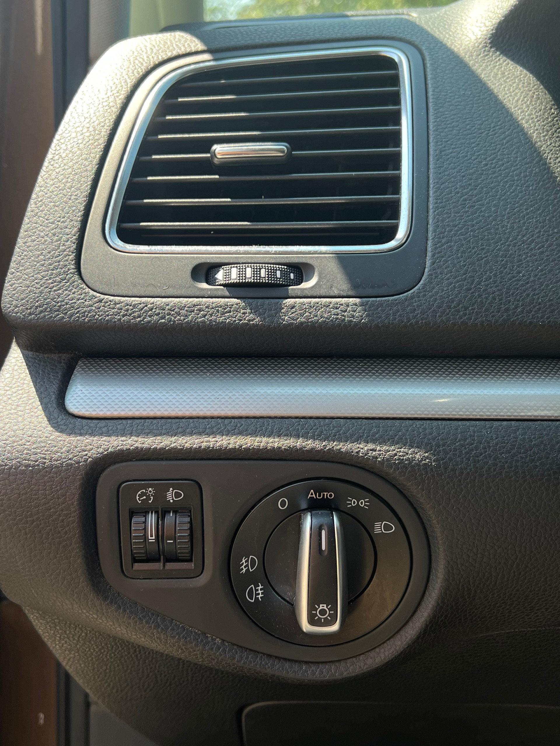 VW Sharan 1.4 TSI BlueMotion Technology Highline-image-11