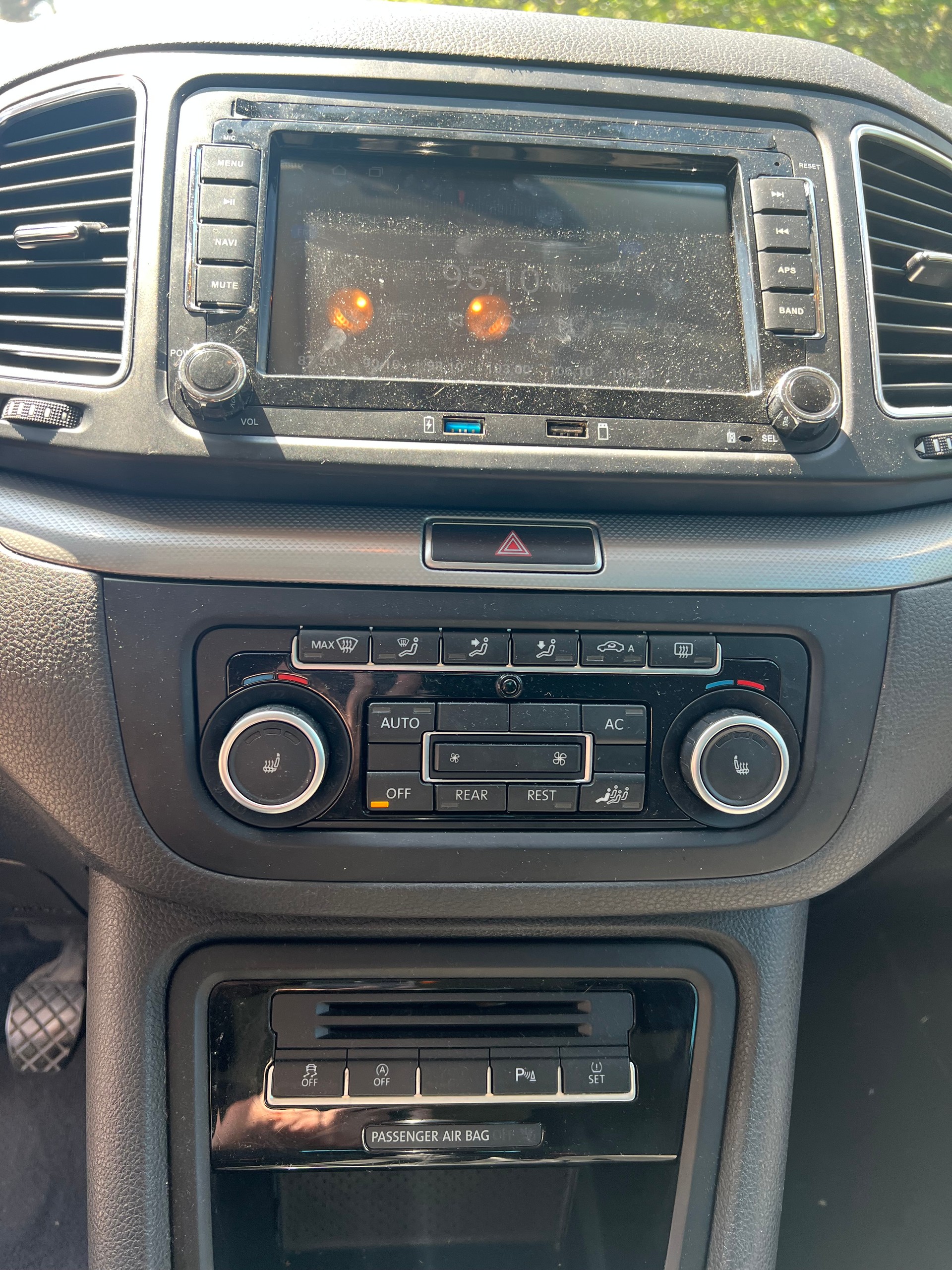 VW Sharan 1.4 TSI BlueMotion Technology Highline-image-9