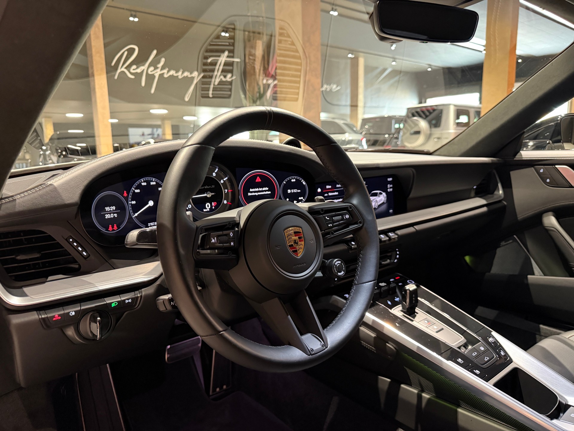 PORSCHE 911 Turbo S PDK-image-9