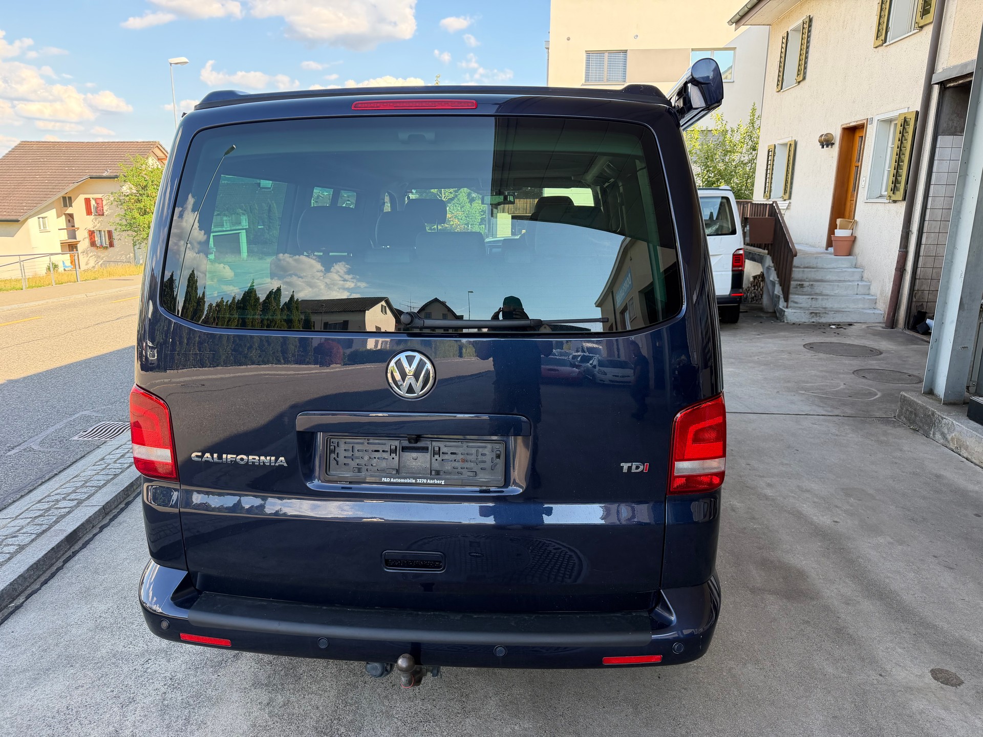 VW T5 California 2.0 TDI Beach-image-5