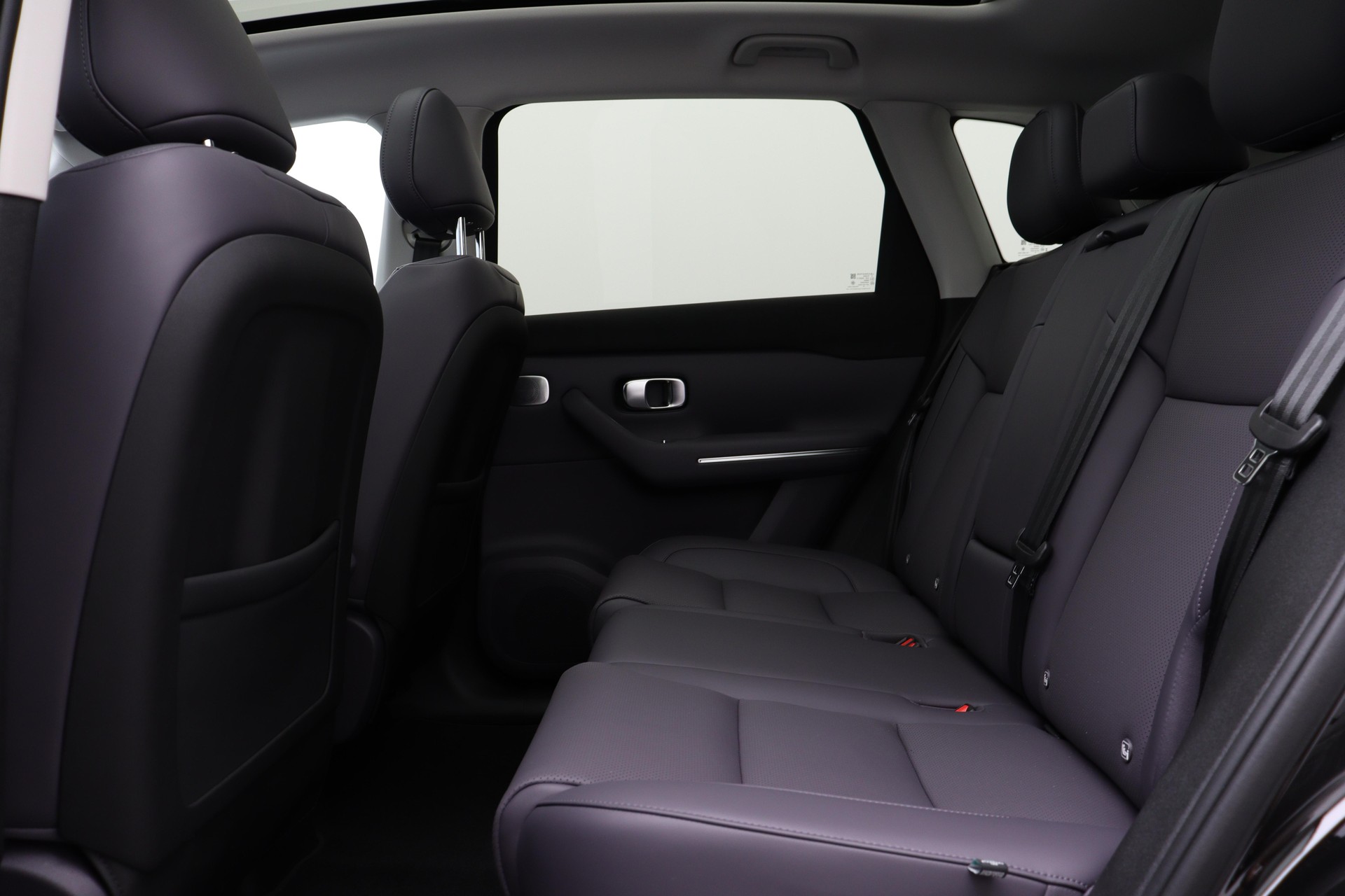 LEAPMOTOR C10 1.5 Hybrid EV-image-8