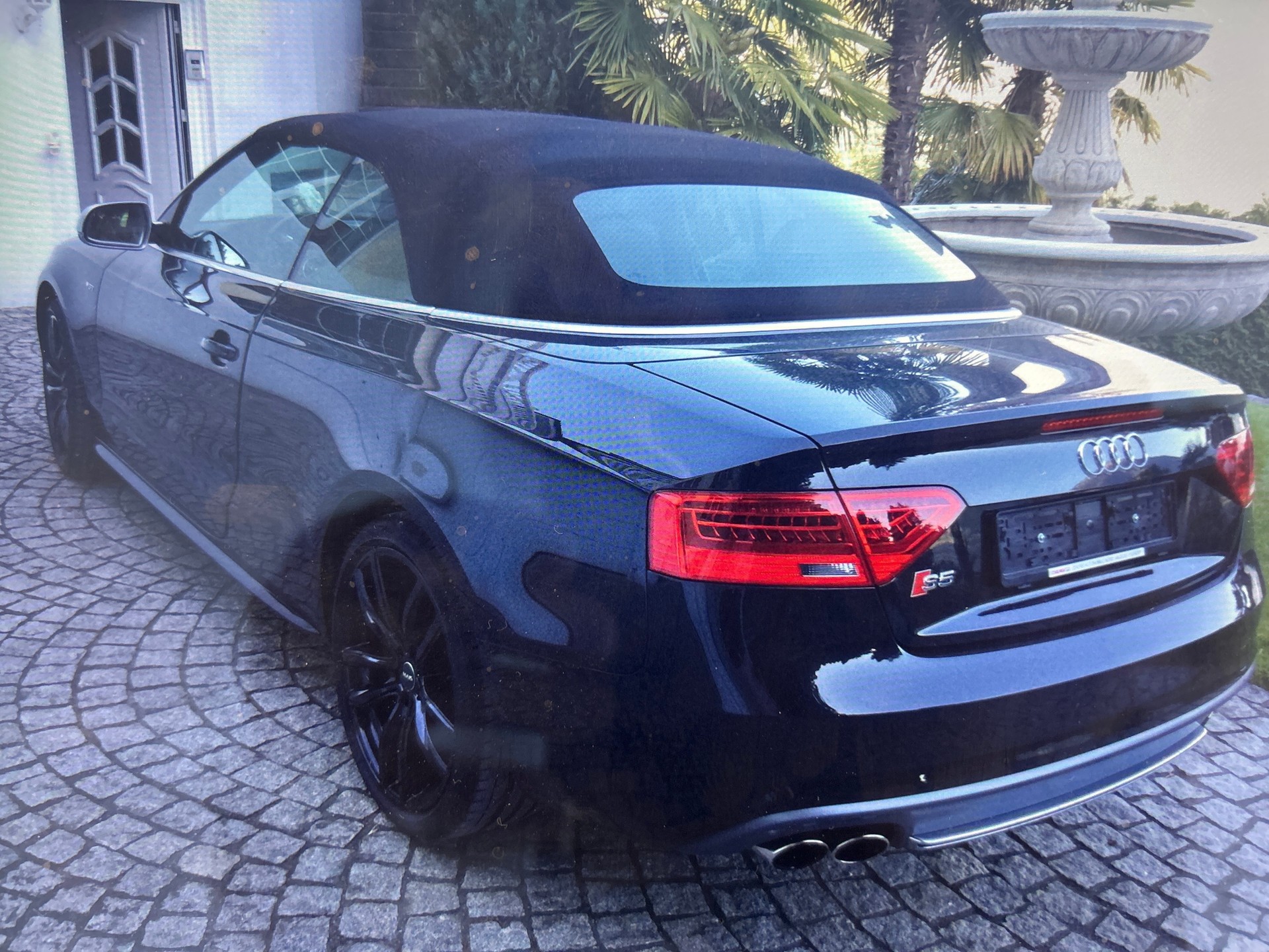 AUDI S5 Cabrio 3.0 TFSI quattro S-tronic-image-1