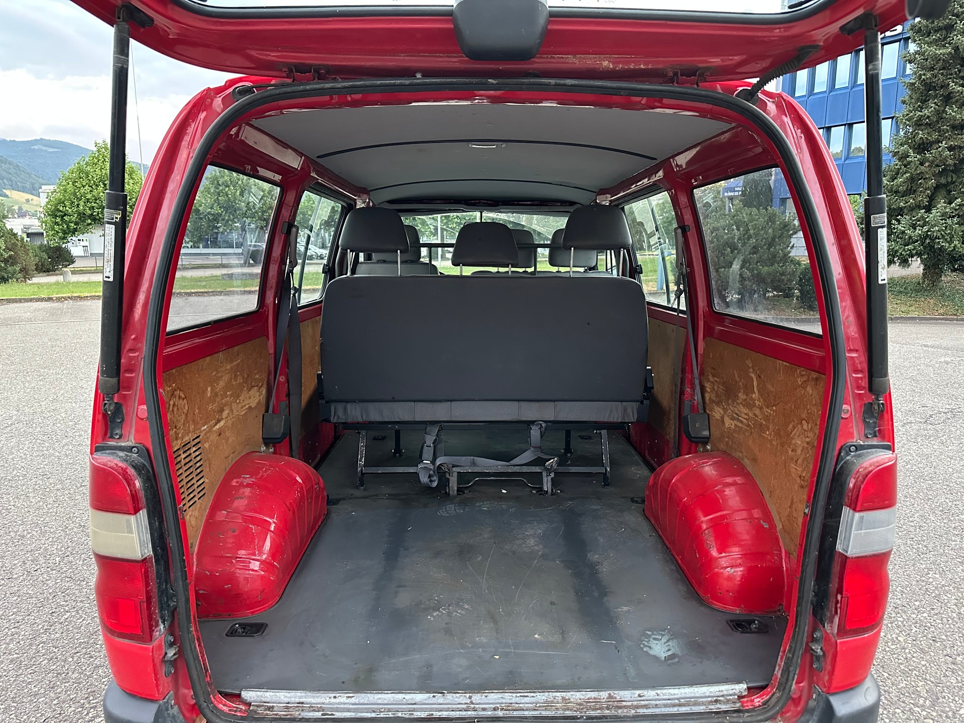 TOYOTA Hiace D-4D Kombi 4WD SWB-image-10