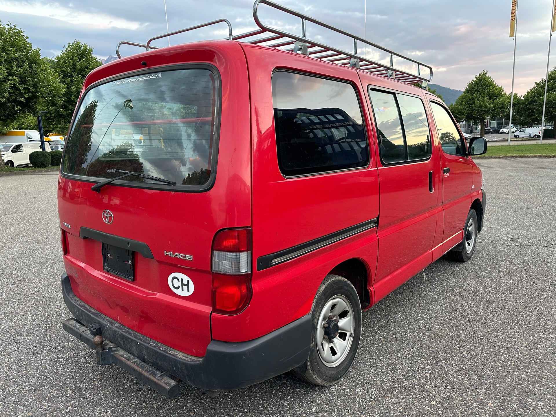 TOYOTA Hiace D-4D Kombi 4WD SWB-image-7