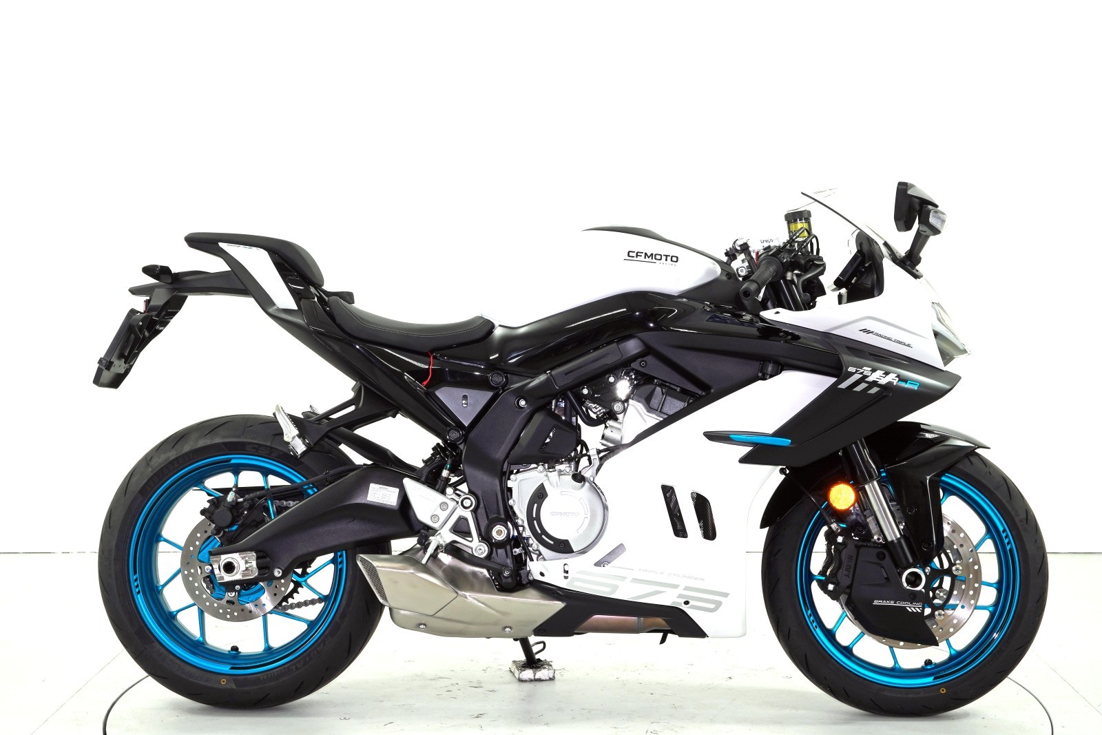 CF MOTO 675 SR-R ABS-showroom-element-3