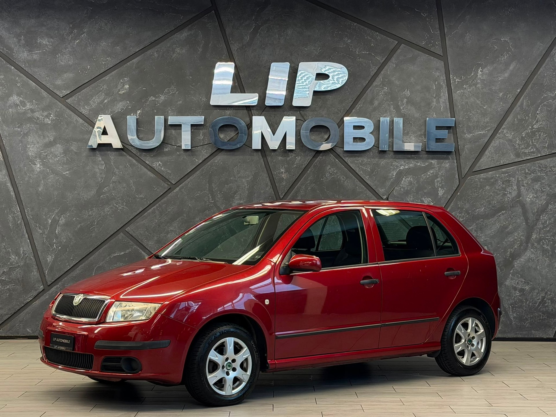 SKODA Fabia 1.4 16V Elegance-image-0