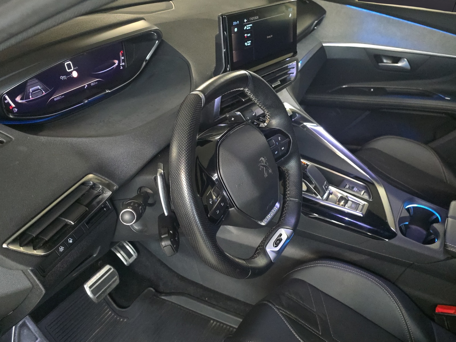 PEUGEOT 3008 1.5 BlueHDi GT EAT8 CH-Fahrzeug-image-9