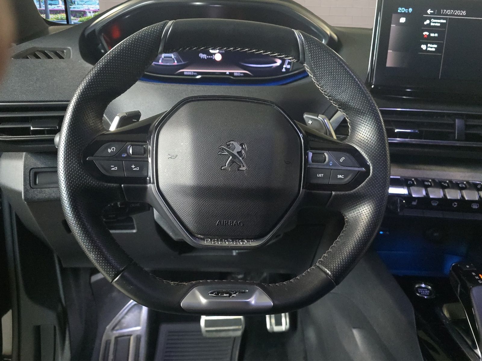 PEUGEOT 3008 1.5 BlueHDi GT EAT8 CH-Fahrzeug-image-10