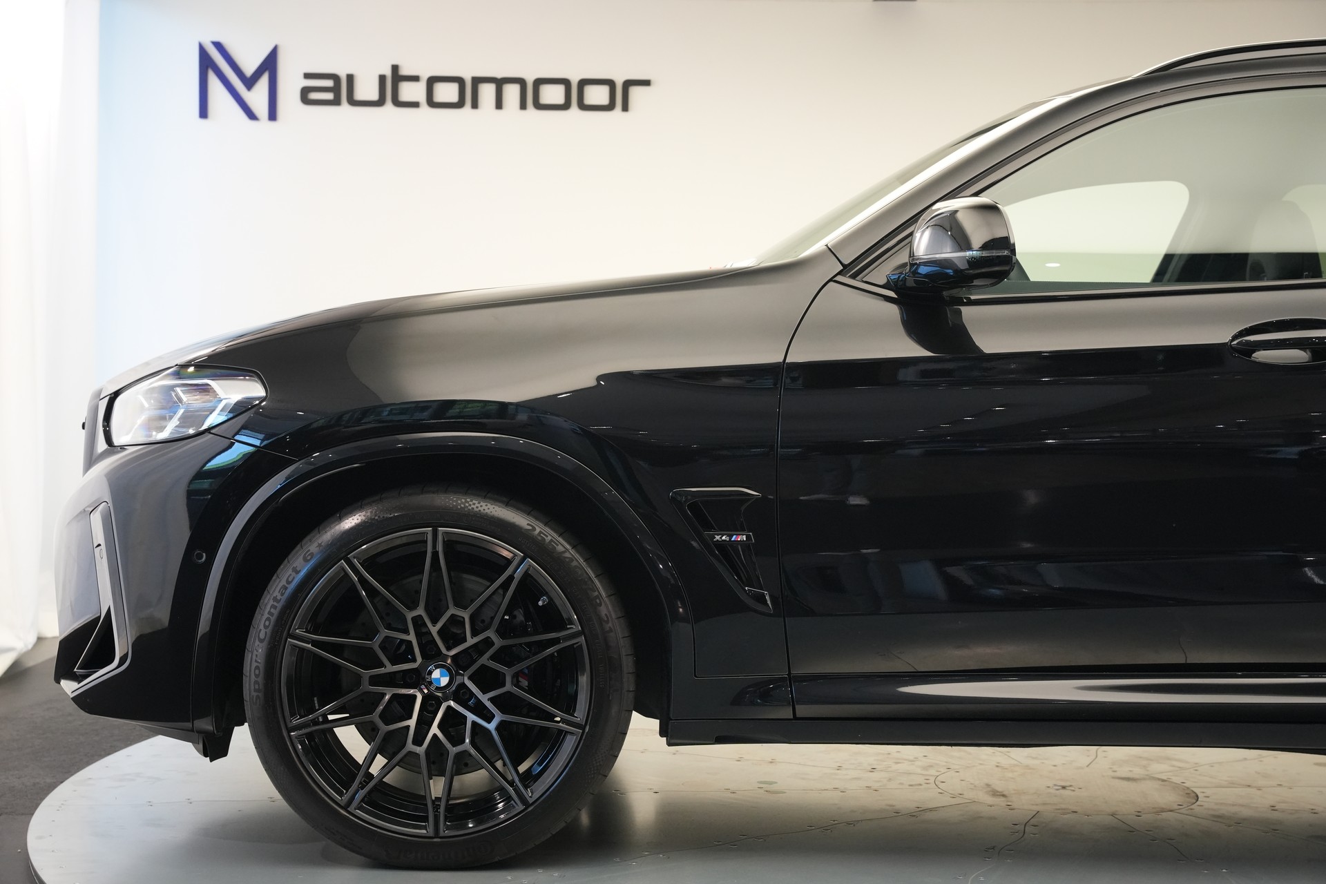BMW X4M xDrive M Competition Steptronic *Panorama* *Lenkradheizung* *HuD*-image-50