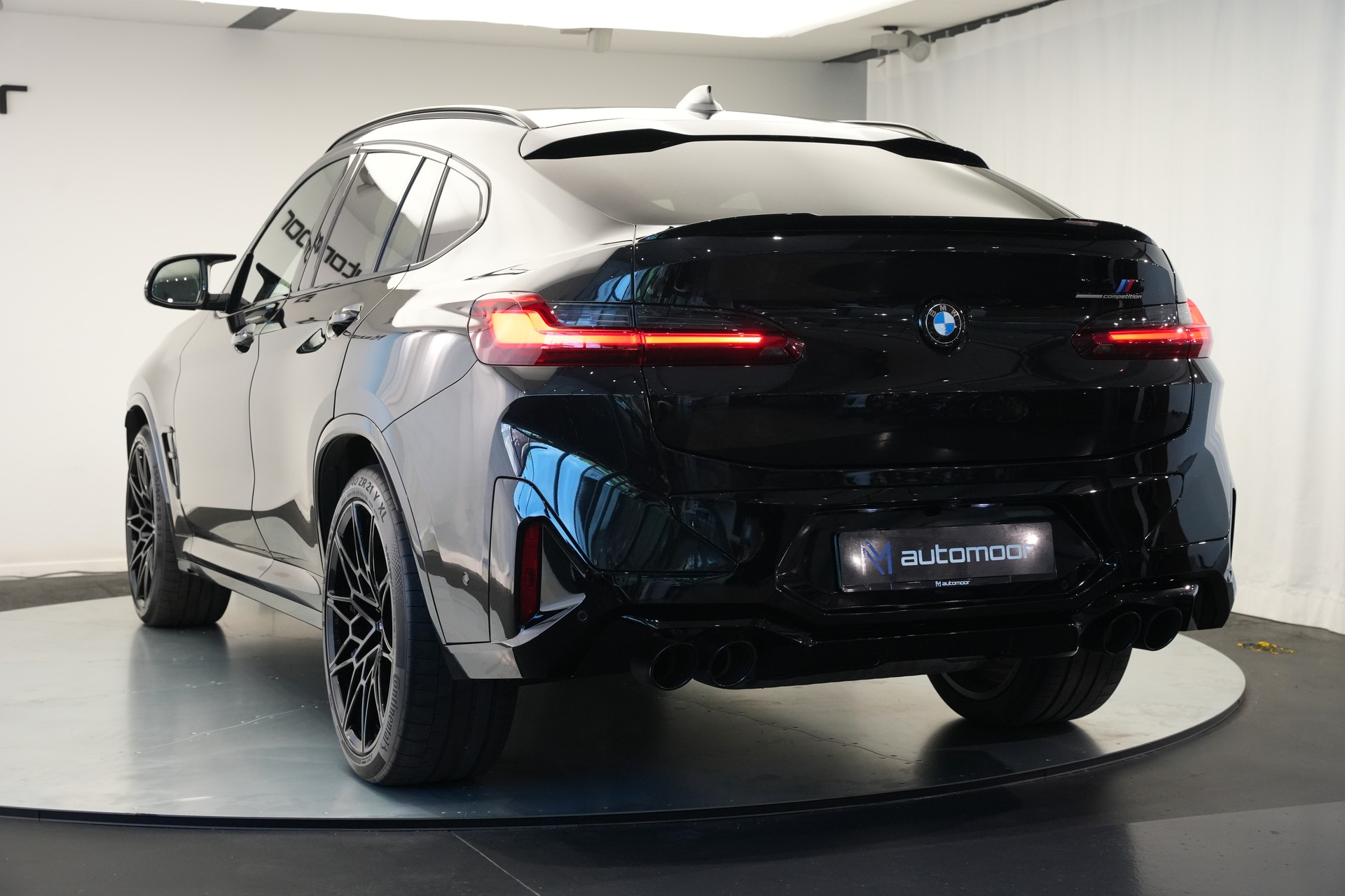 BMW X4M xDrive M Competition Steptronic *Panorama* *Lenkradheizung* *HuD*-image-48