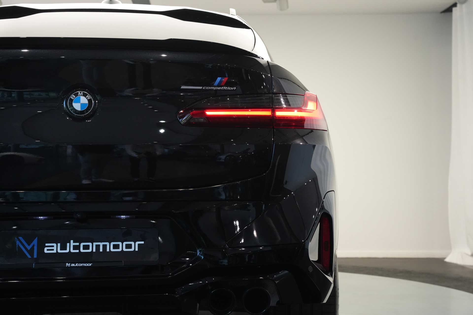BMW X4M xDrive M Competition Steptronic *Panorama* *Lenkradheizung* *HuD*-image-46