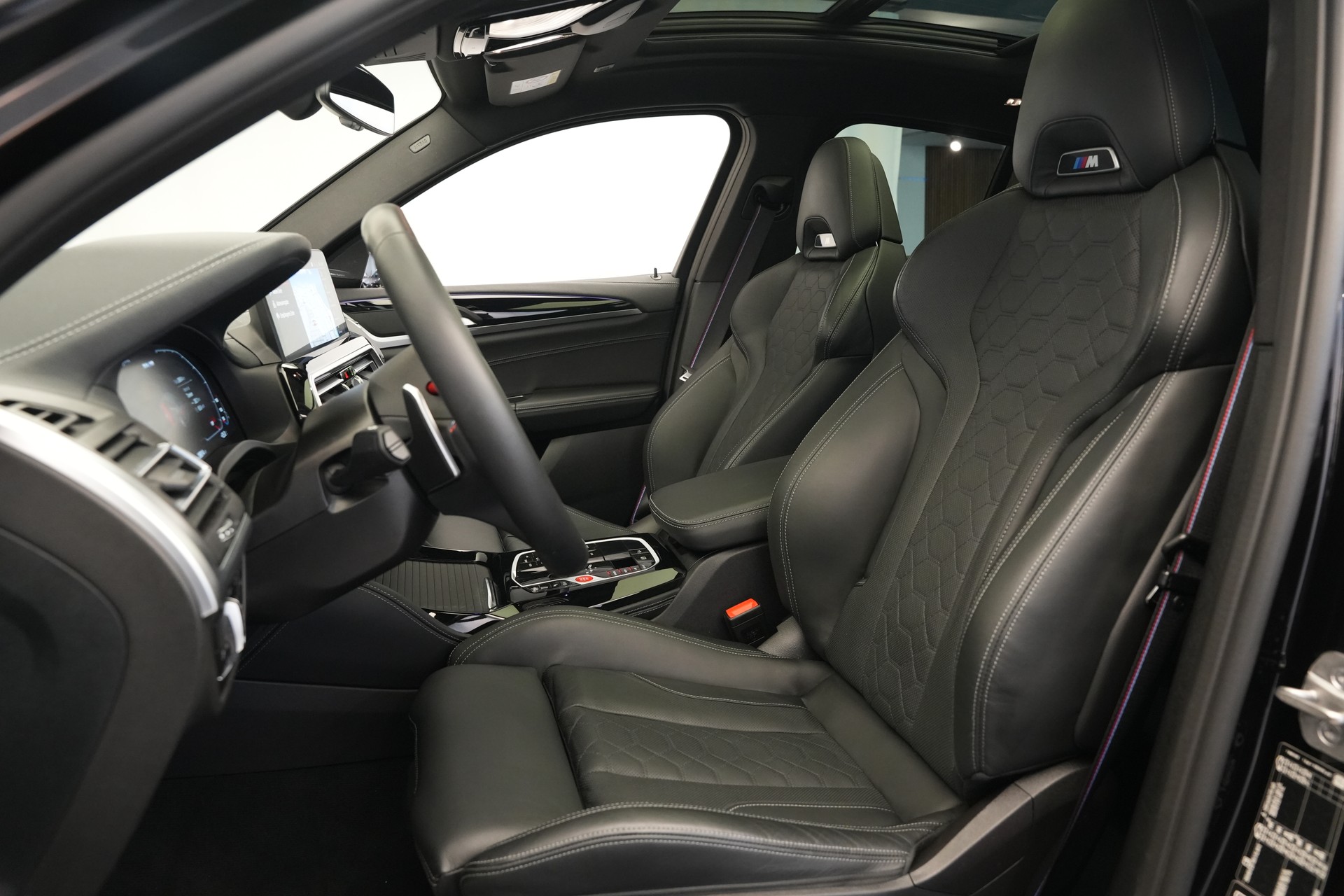 BMW X4M xDrive M Competition Steptronic *Panorama* *Lenkradheizung* *HuD*-image-13
