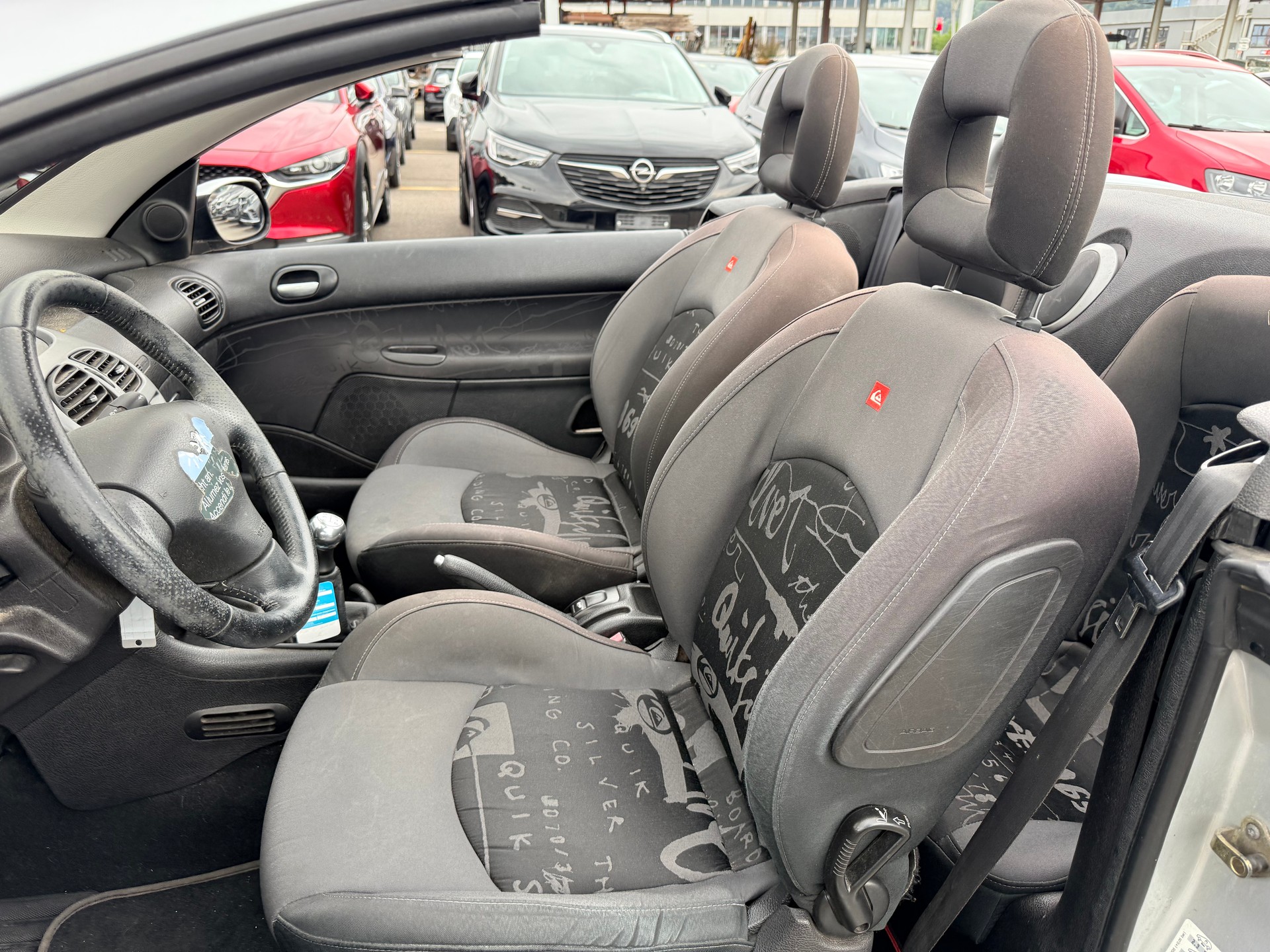 PEUGEOT 206 CC 1.6 16V Quiksilver-image-10