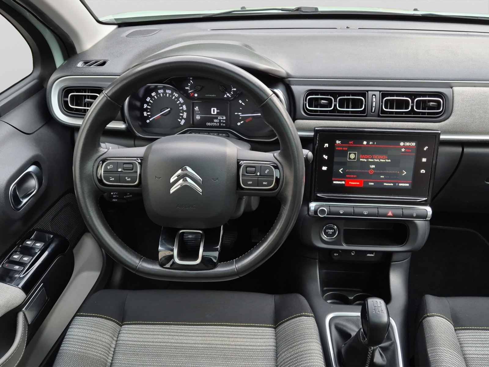 CITROEN C3 1.2i PureTech Live-image-11