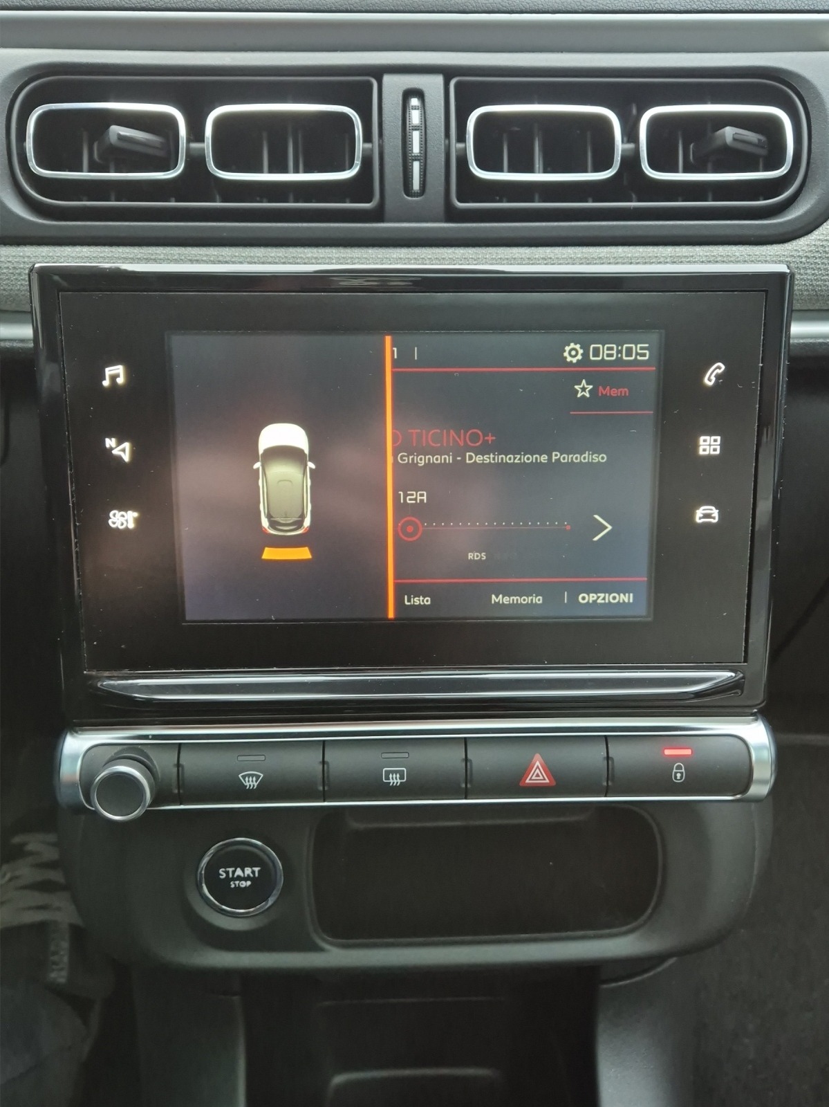 CITROEN C3 1.2i PureTech Live-image-10