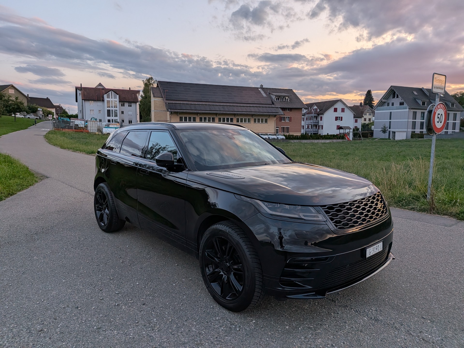 LAND ROVER Range Rover Velar R-Dynamic P 250 SE Automatic-image-5